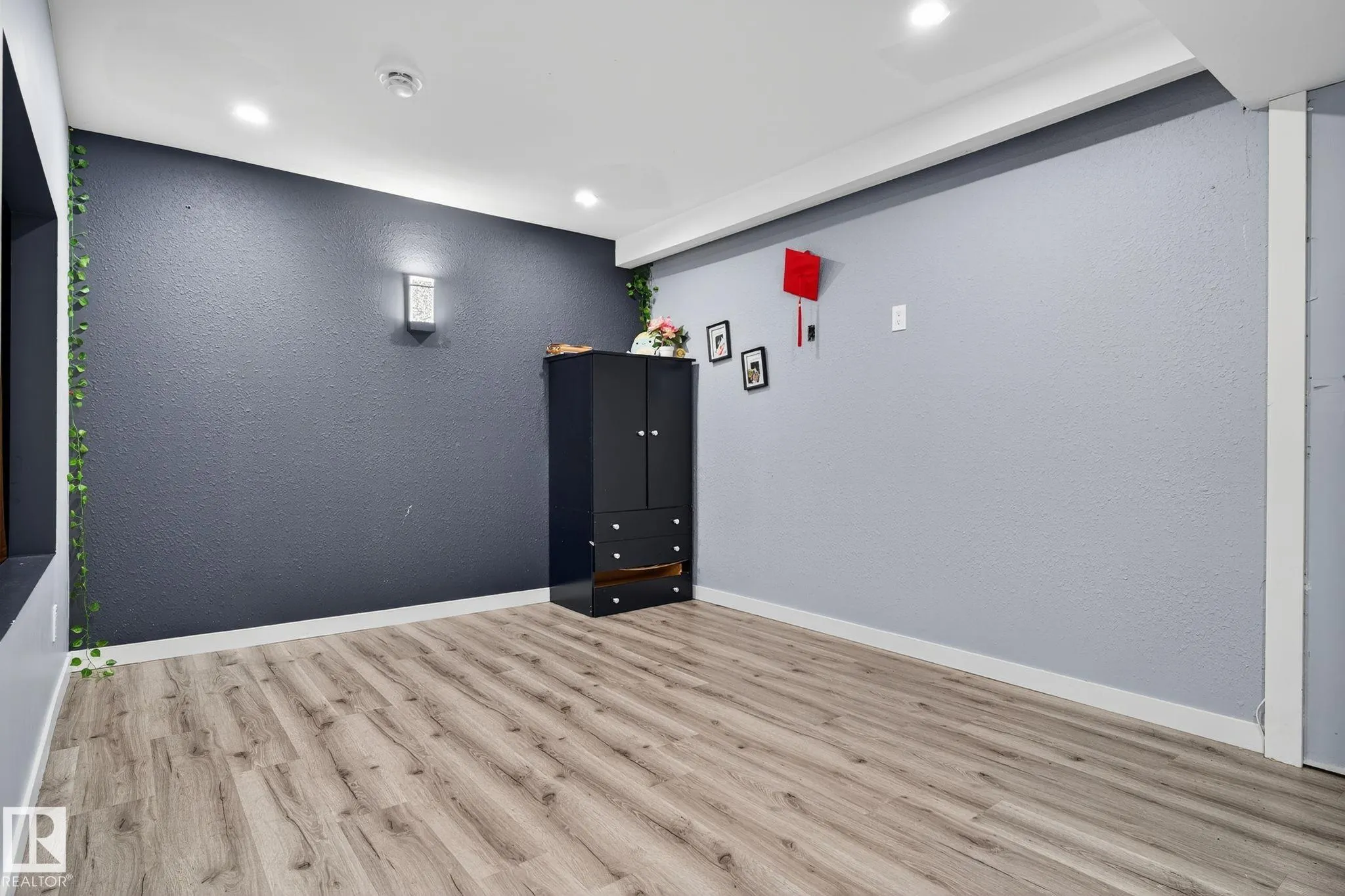 267 39 ave