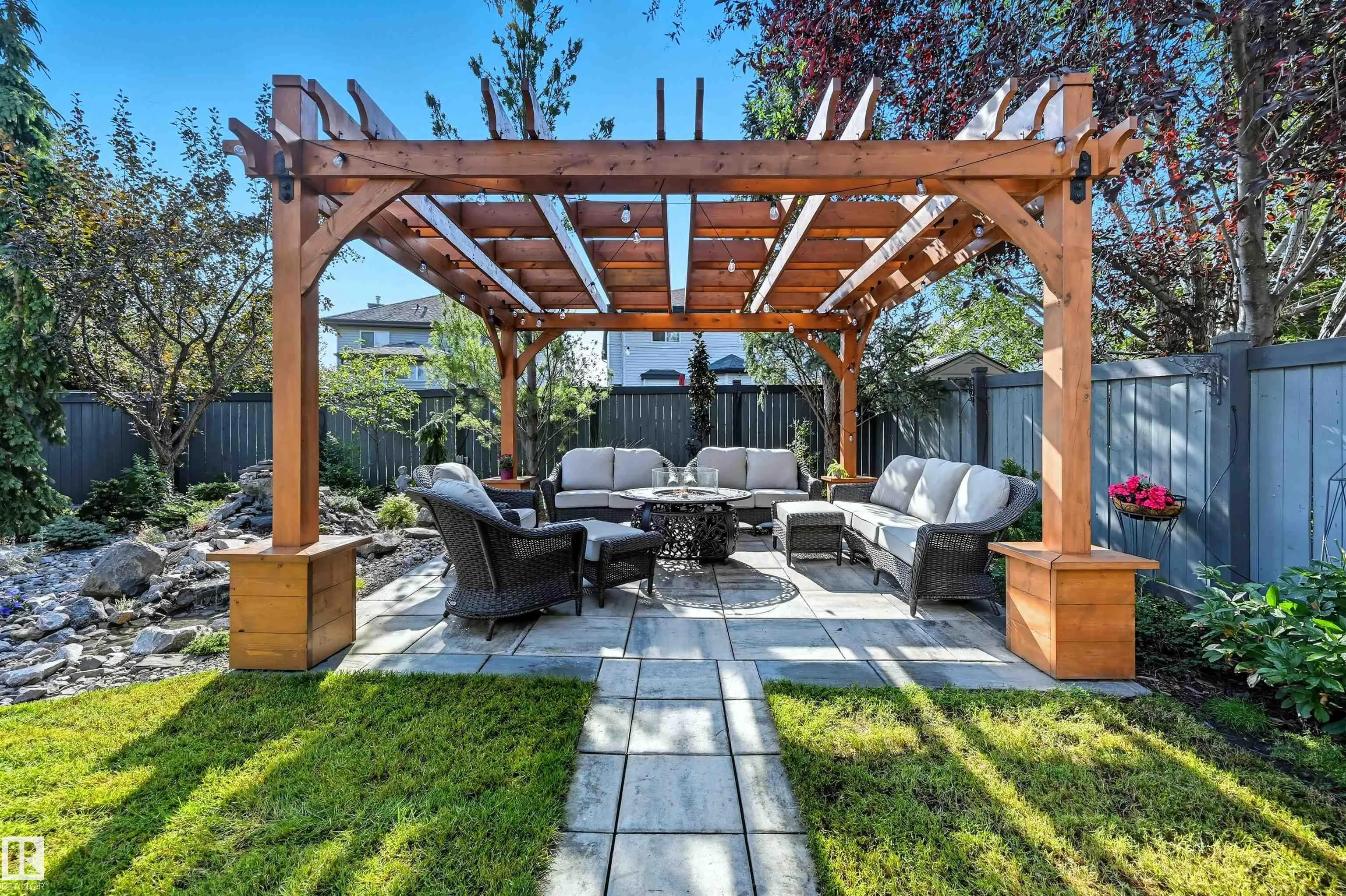 2311 BAILEY Court