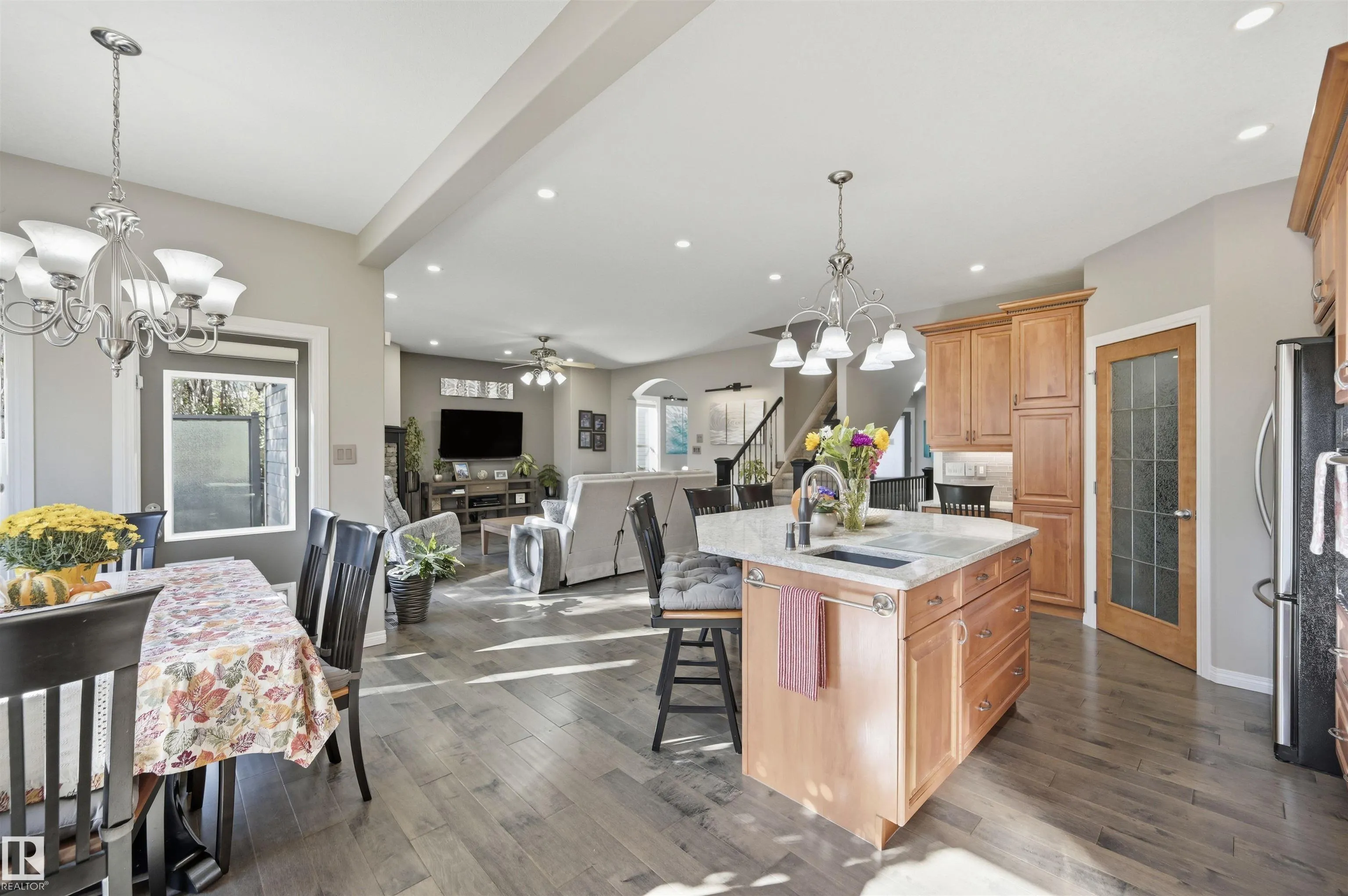 2311 BAILEY Court
