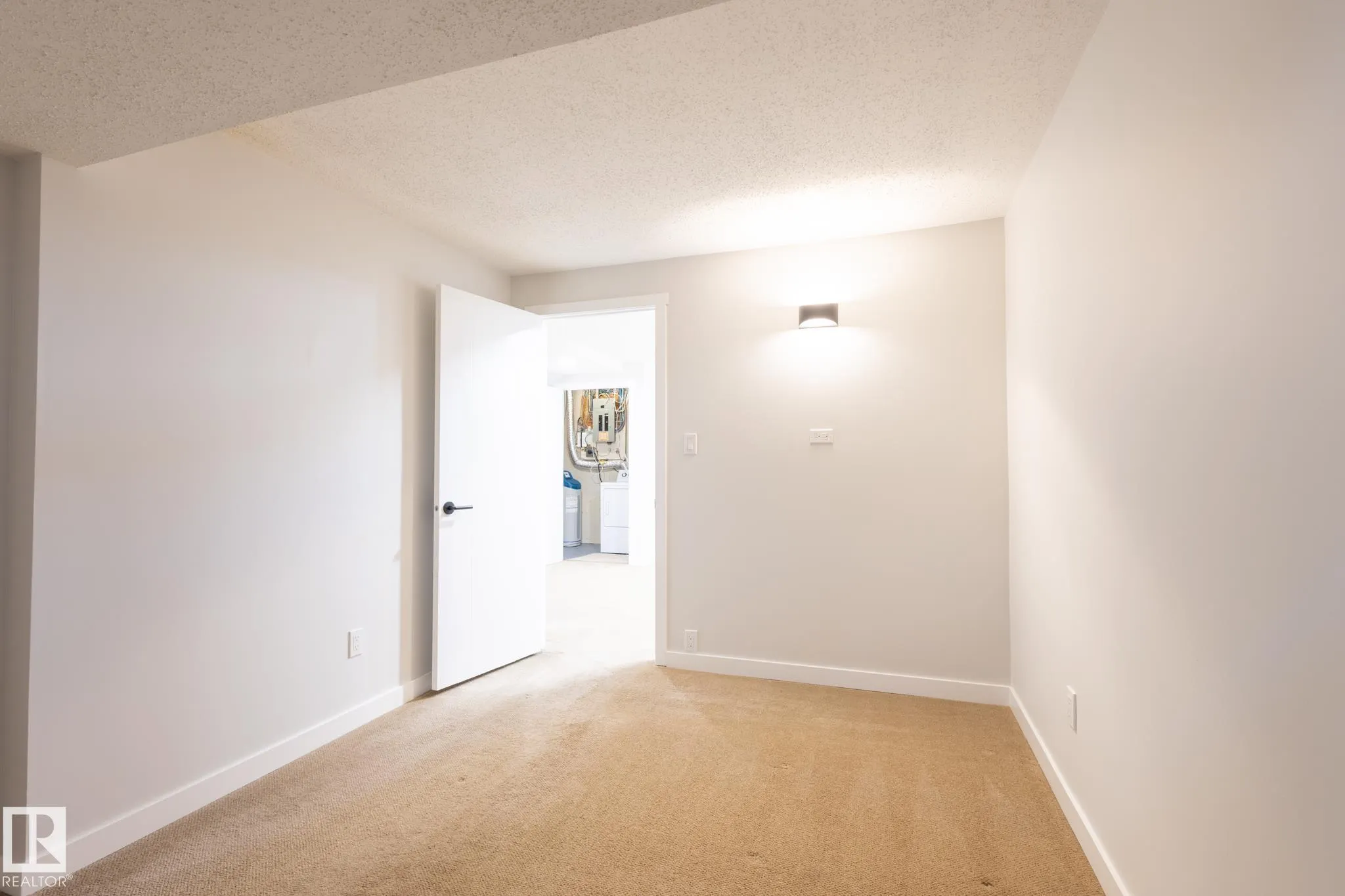 14035 121 Street
