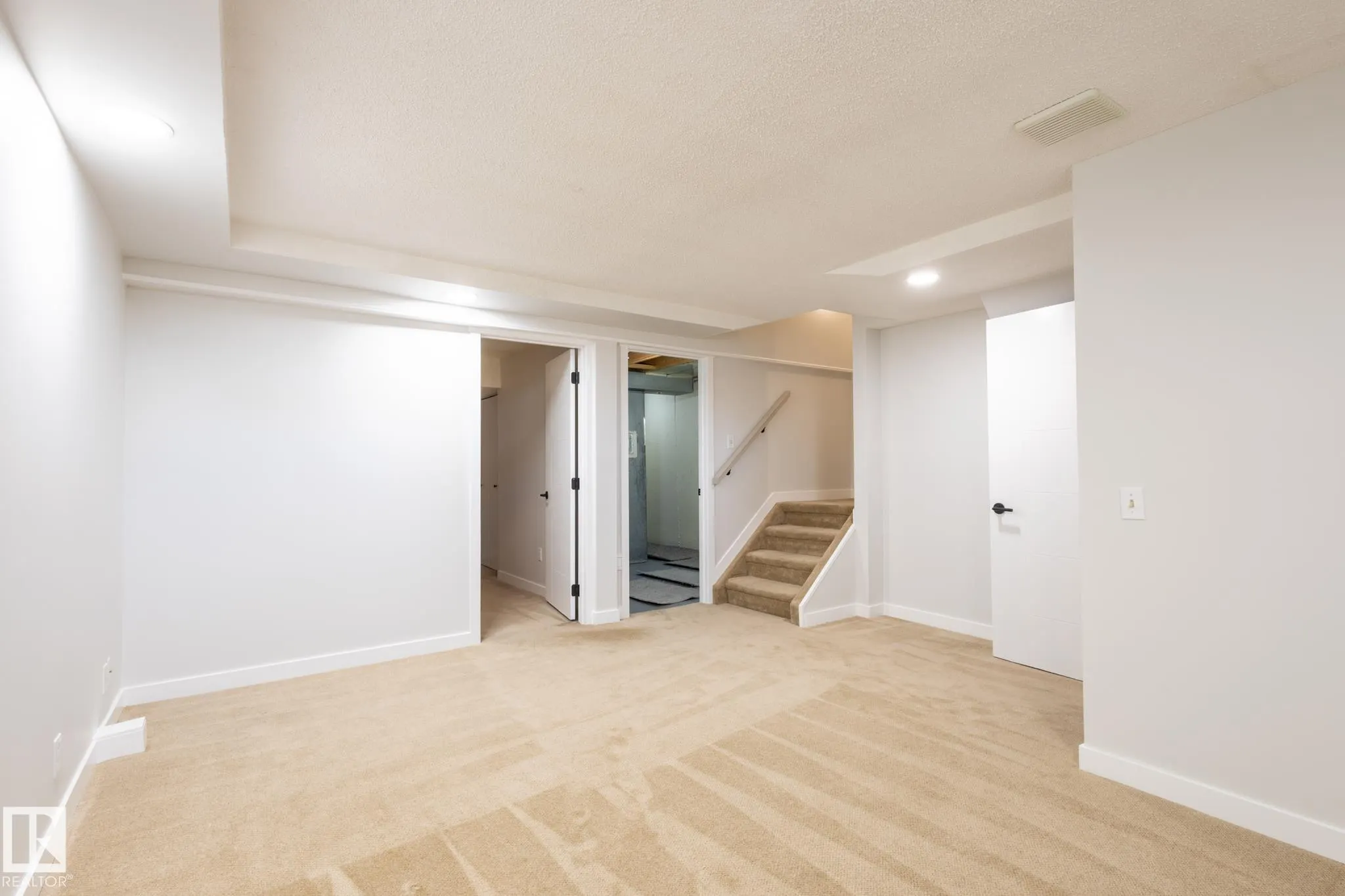 14035 121 Street