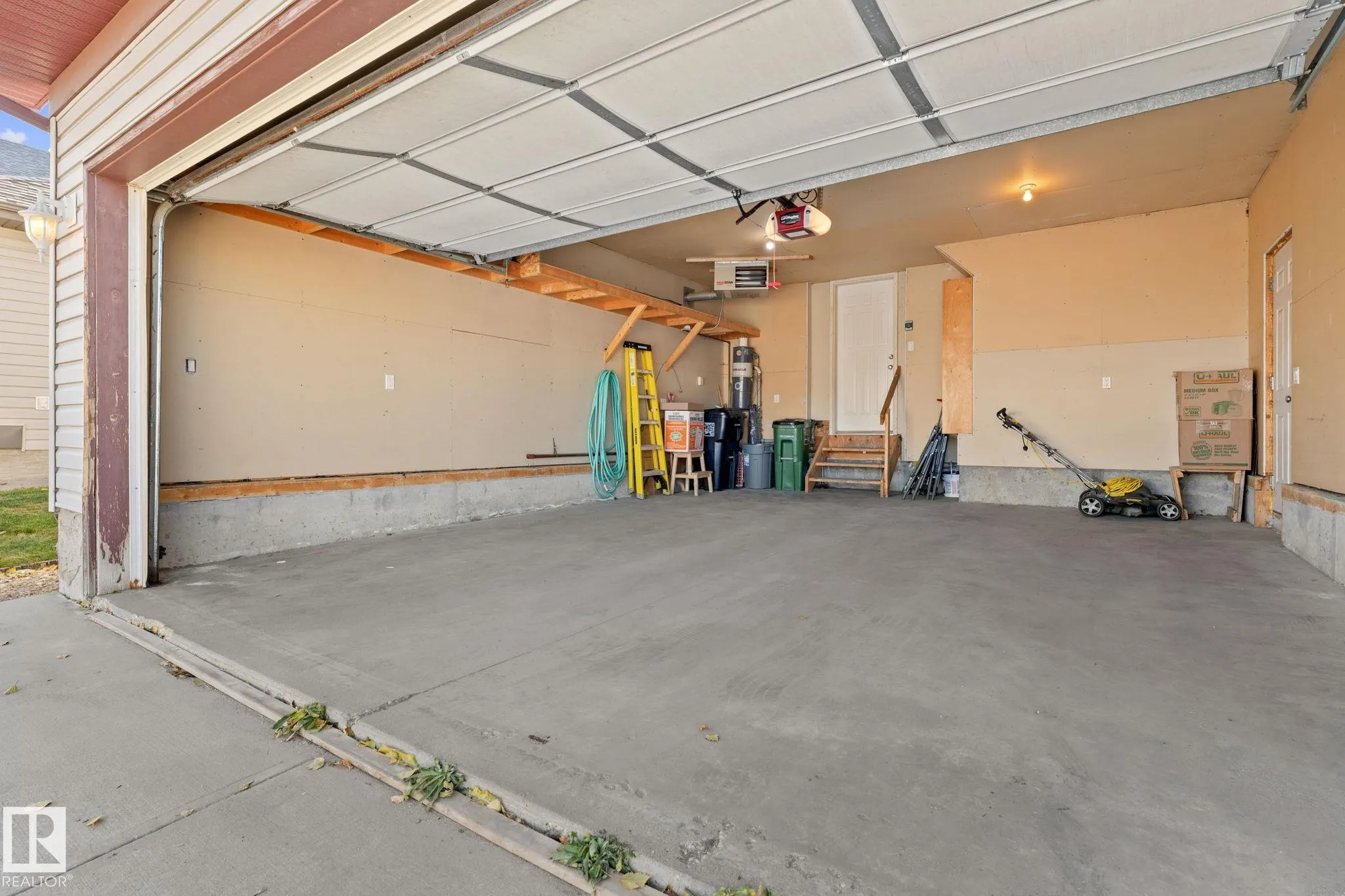 16132 130 Street