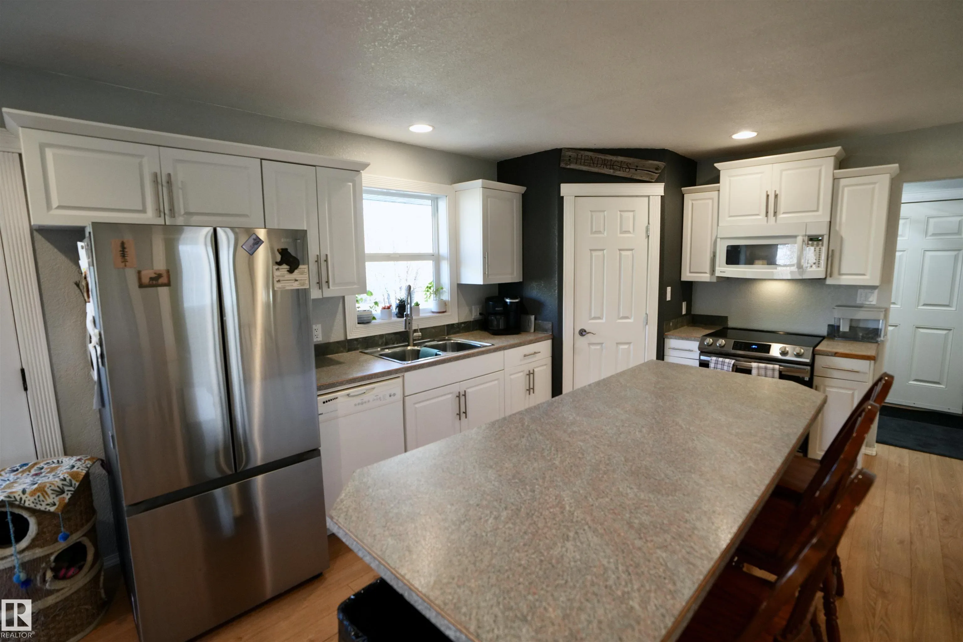 136, 11124 TWP RD 595