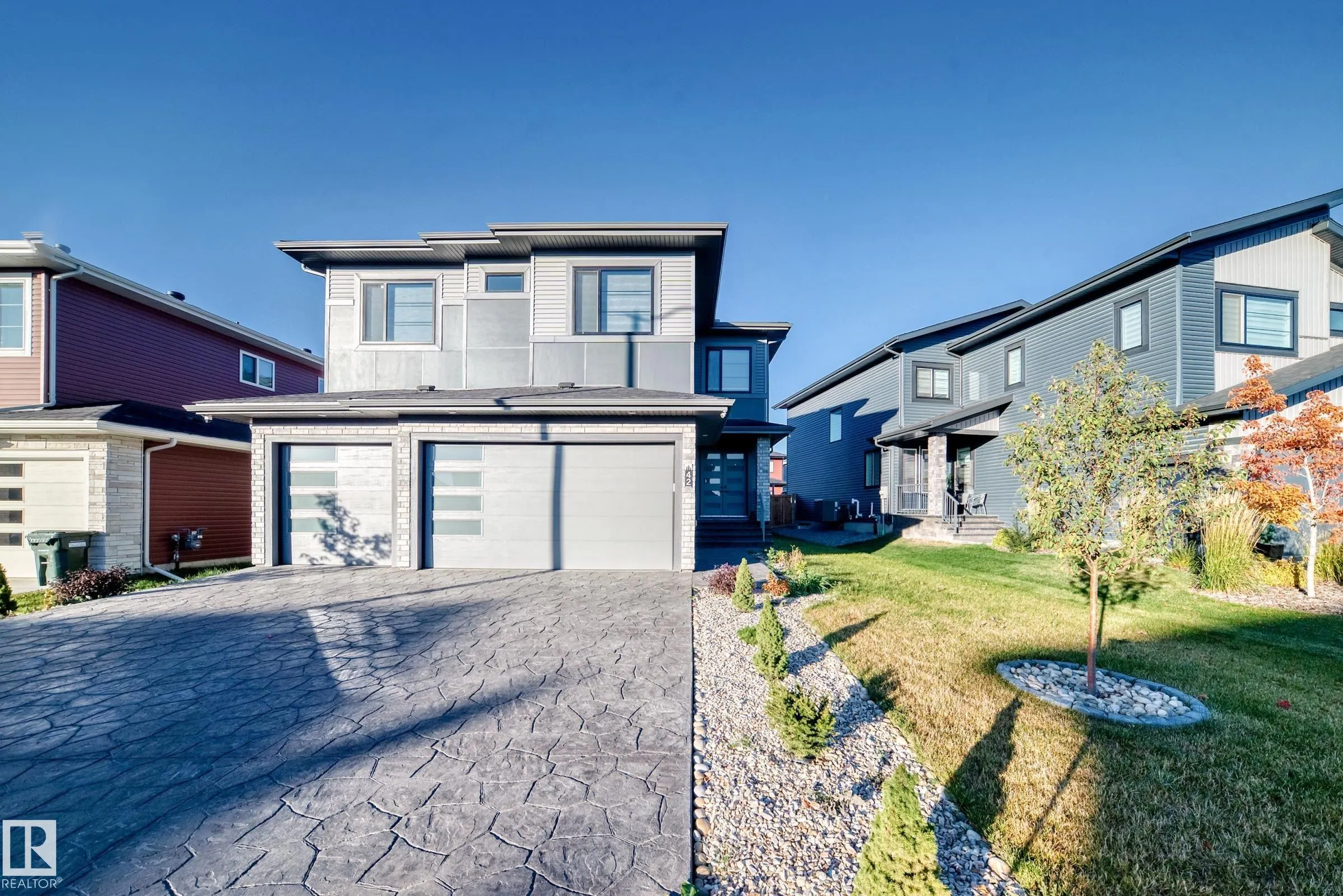 42 Elwyck Gate