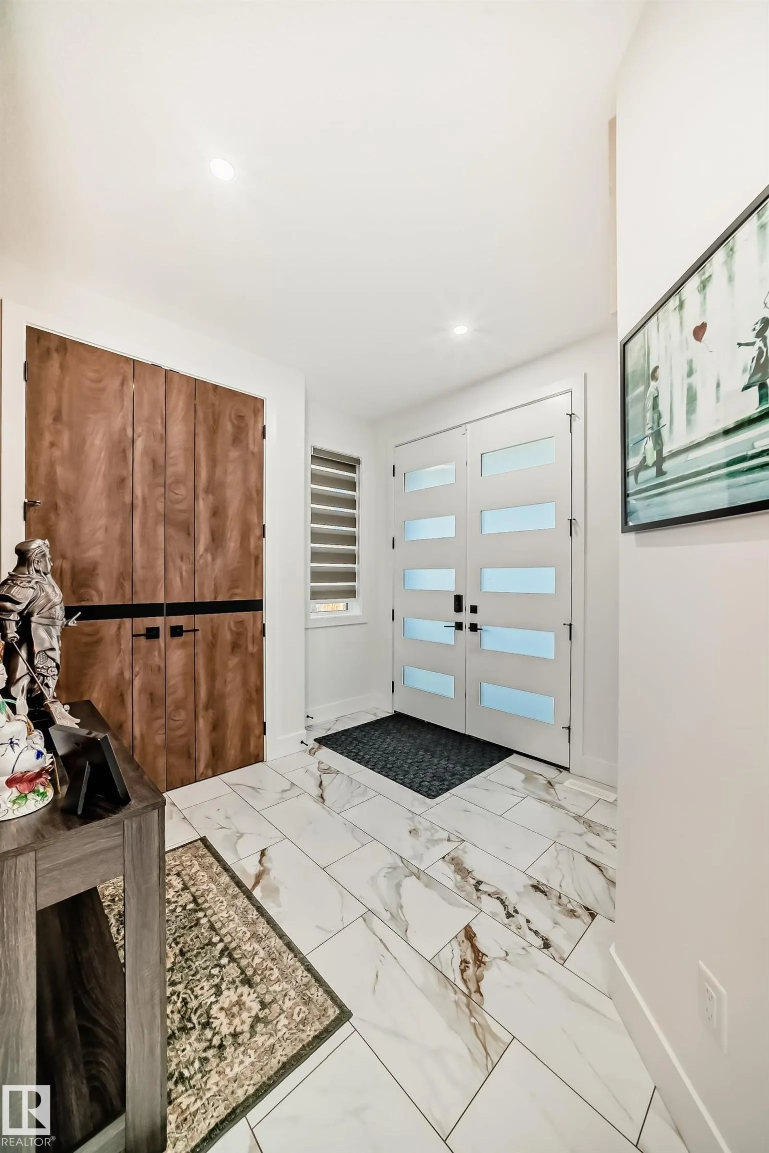 42 Elwyck Gate