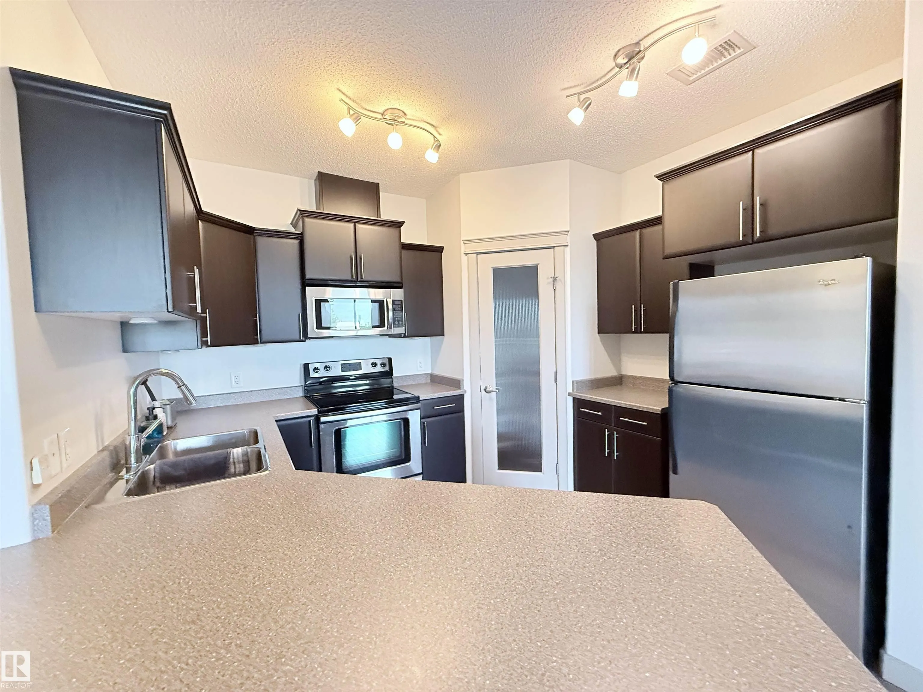 4075 CLOVER BAR Road