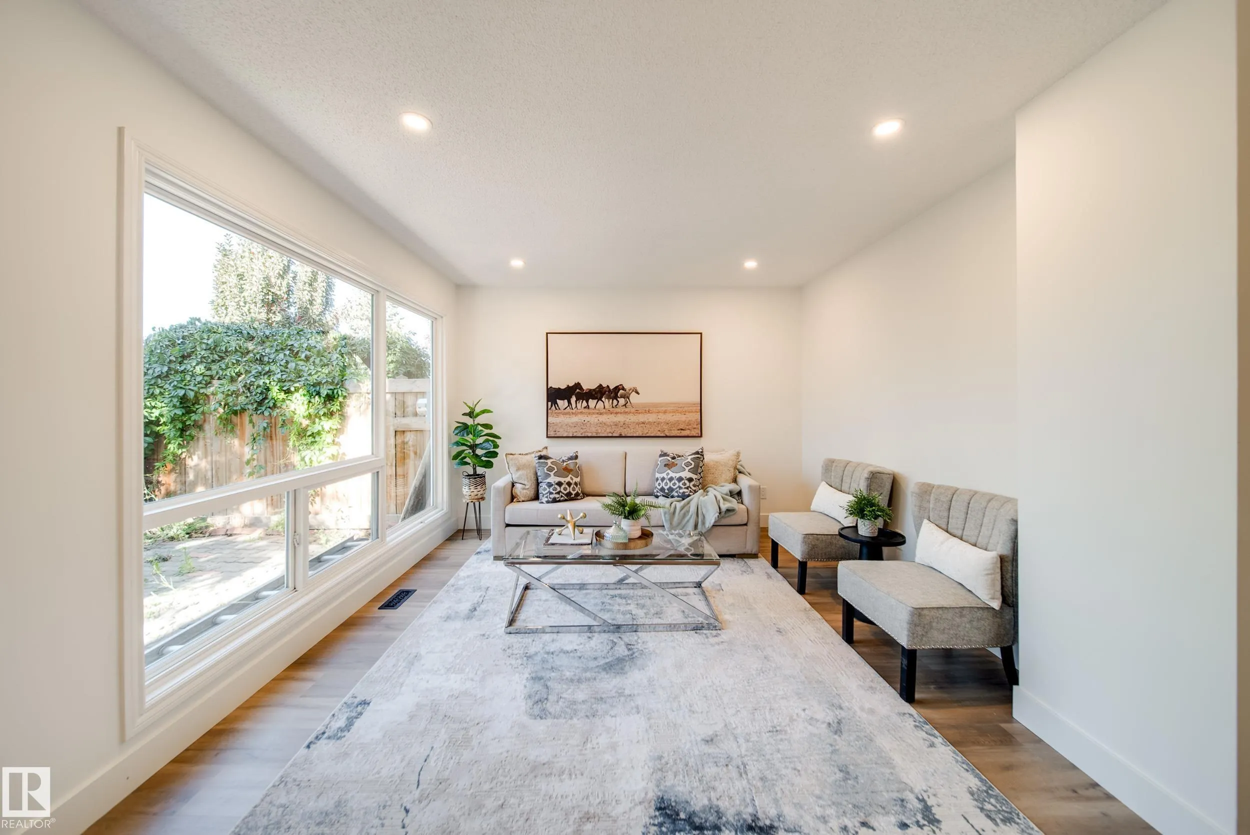 191 GRANDIN Village