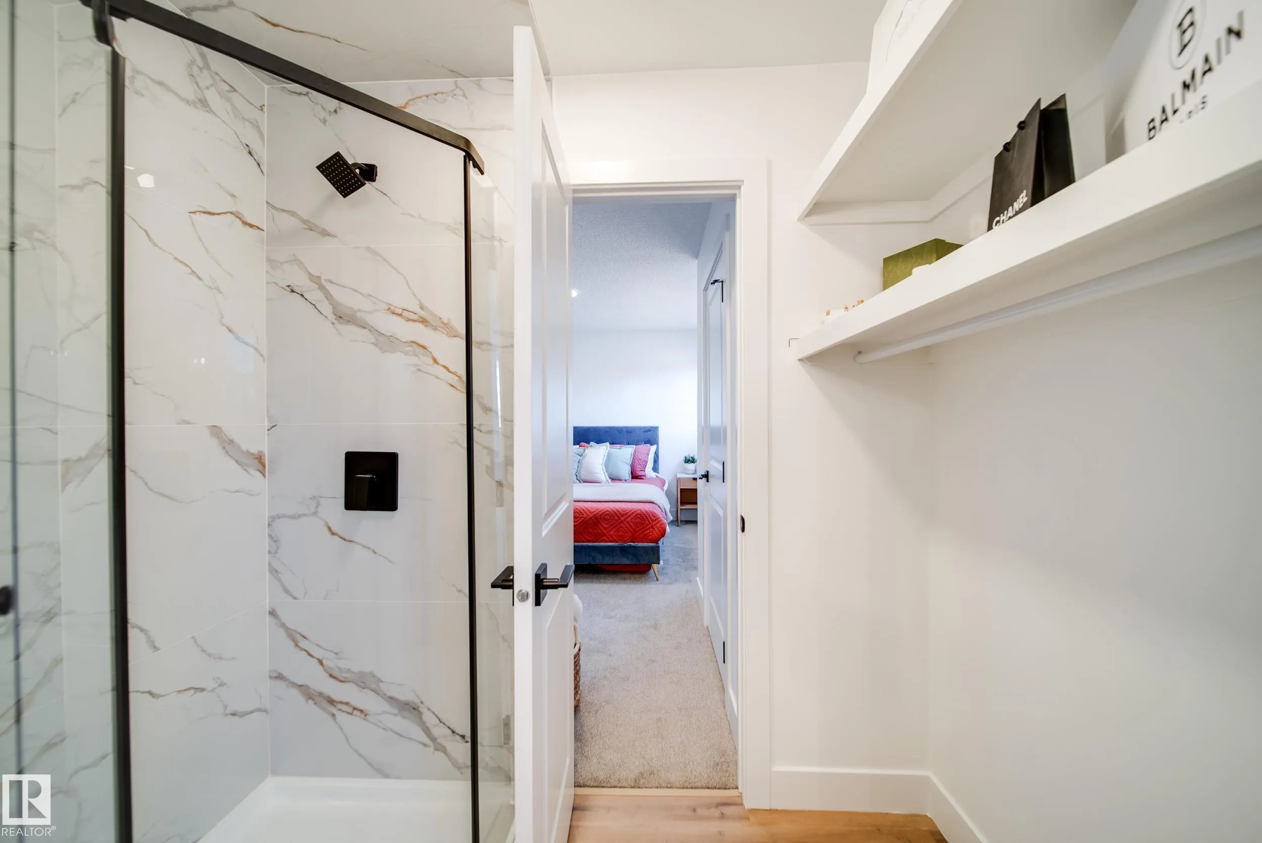 191 GRANDIN Village