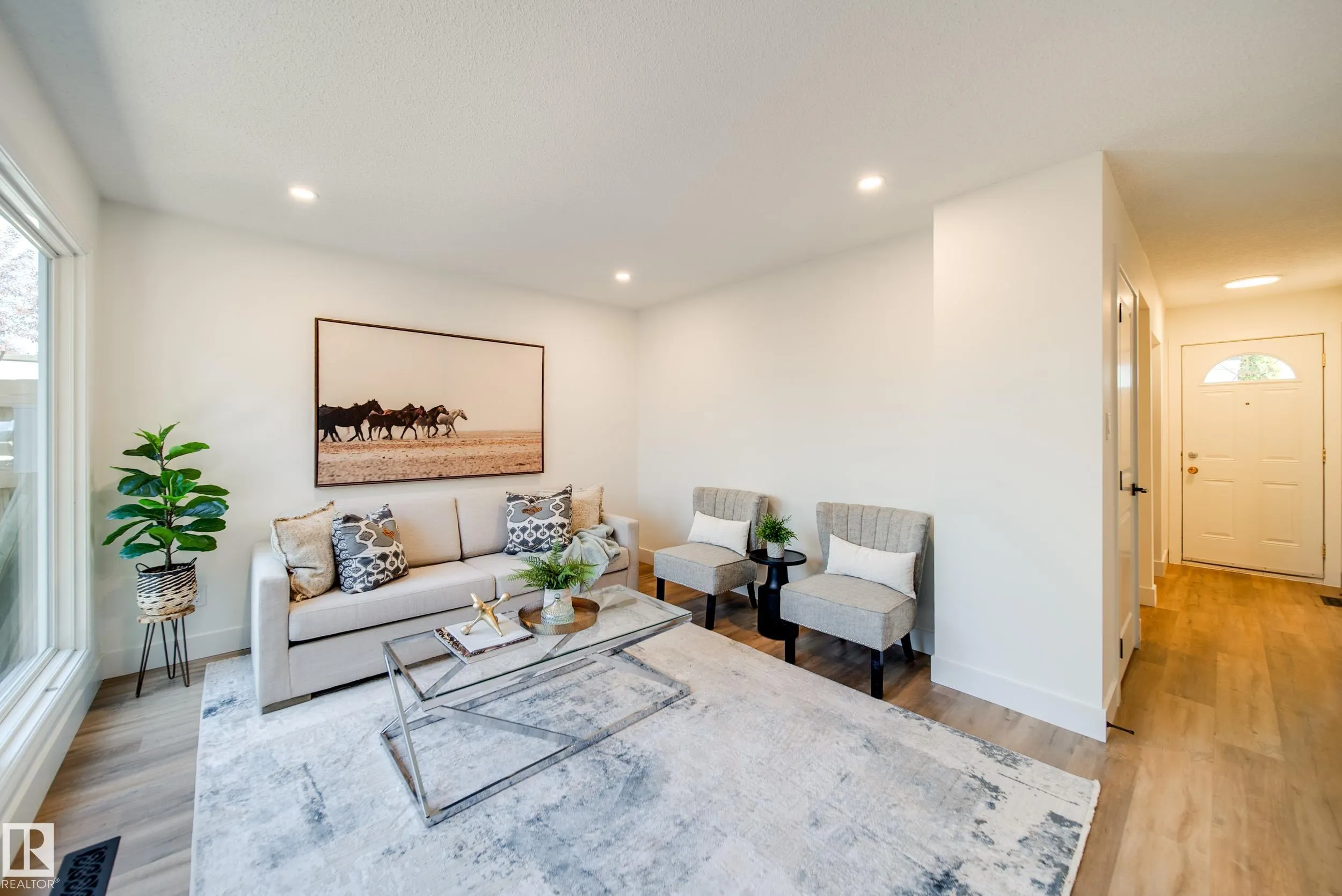 191 GRANDIN Village