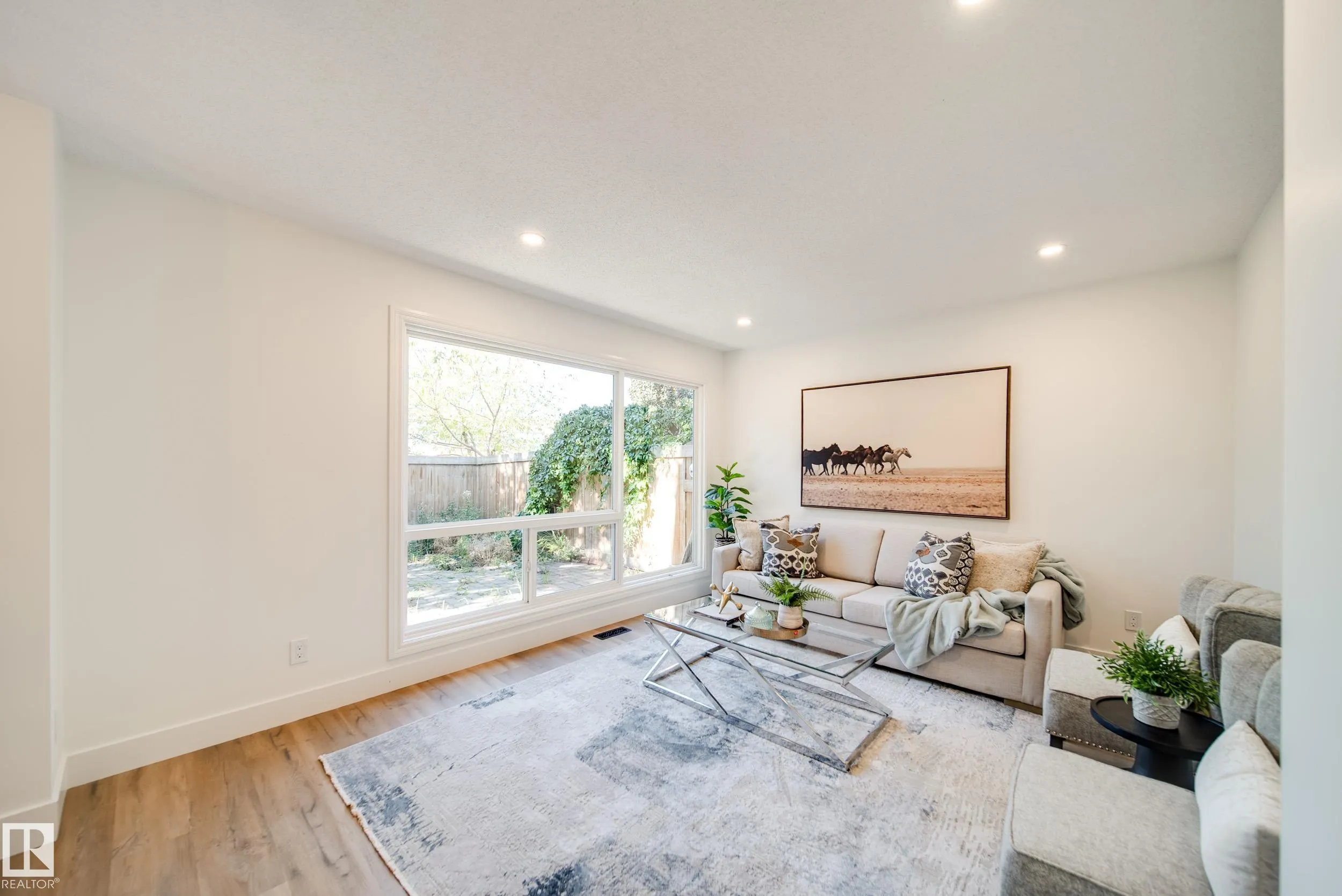 191 GRANDIN Village