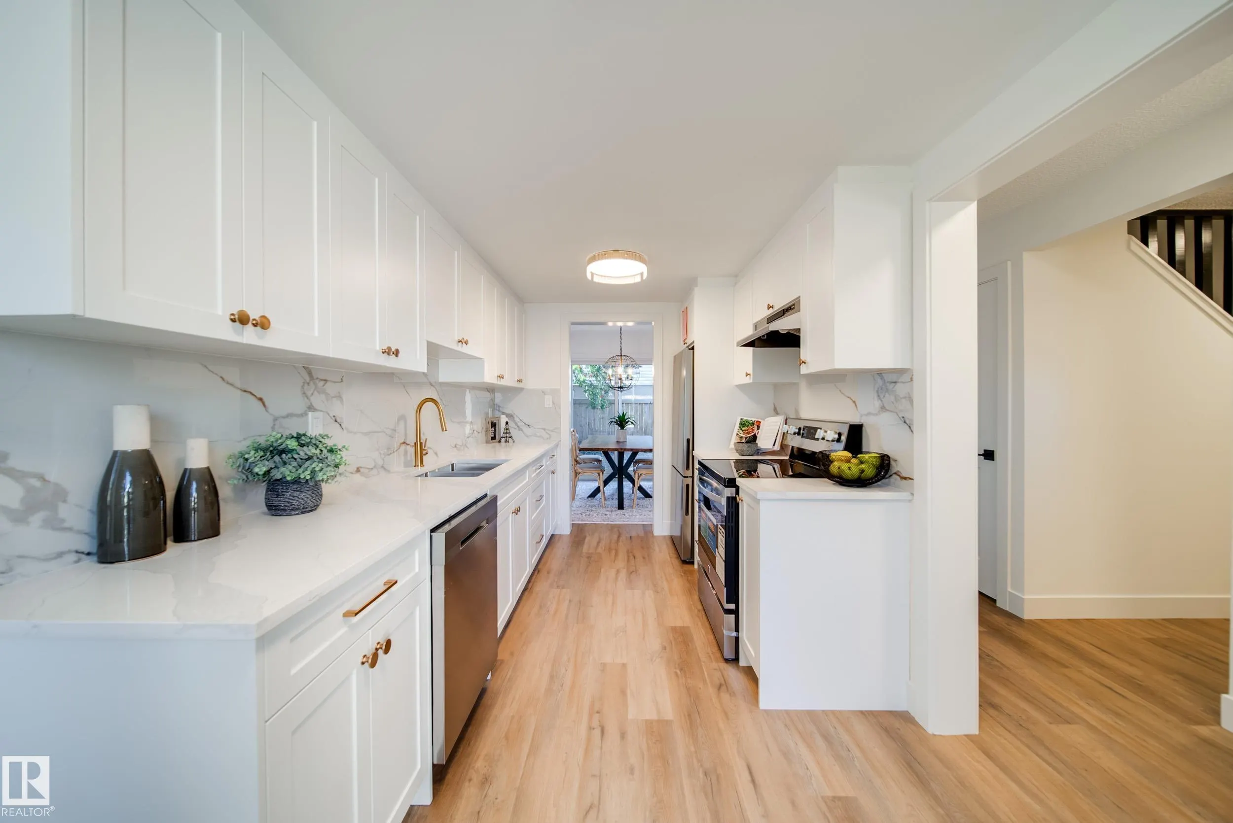 191 GRANDIN Village