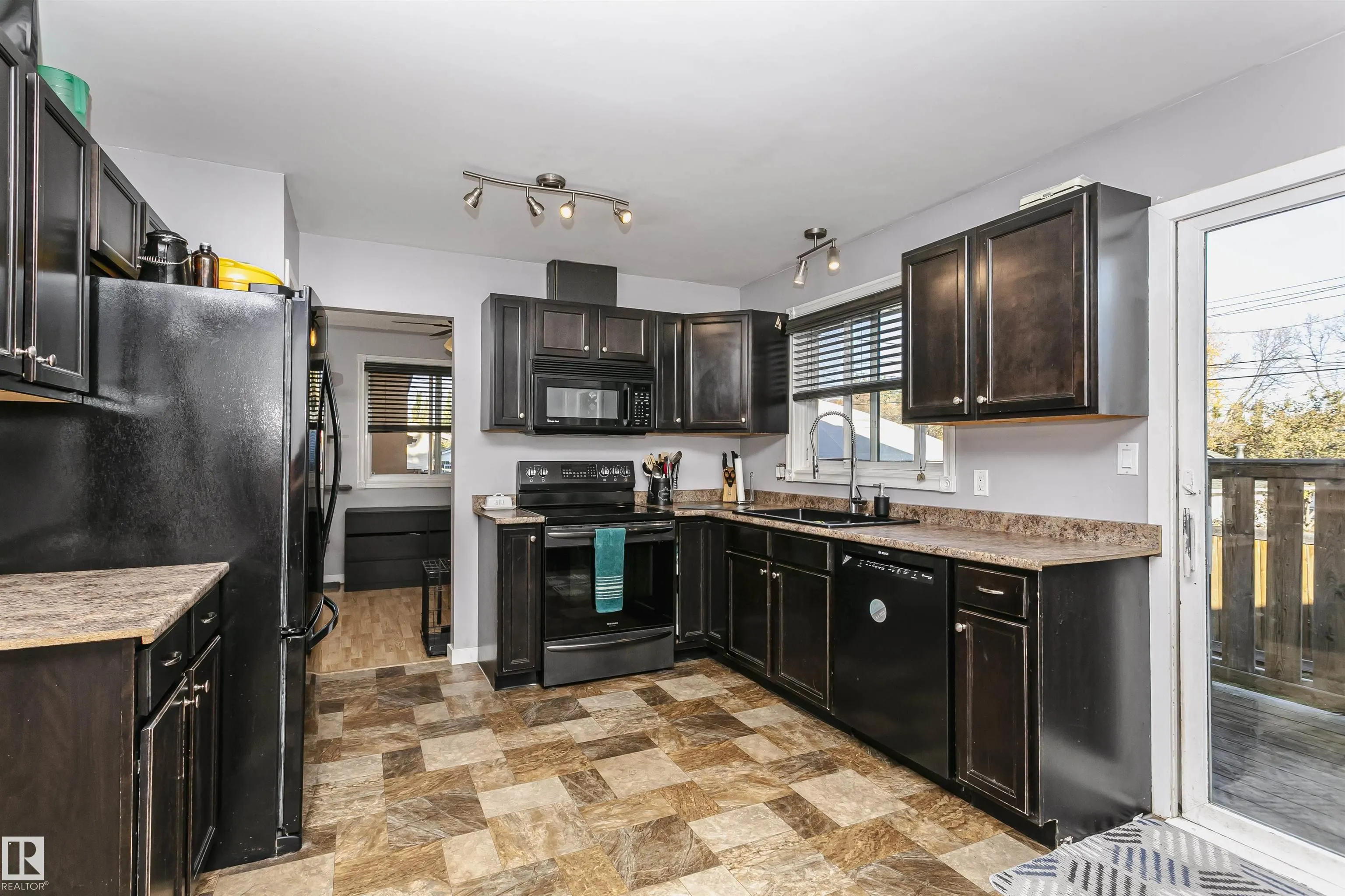 14 WAPITI Drive