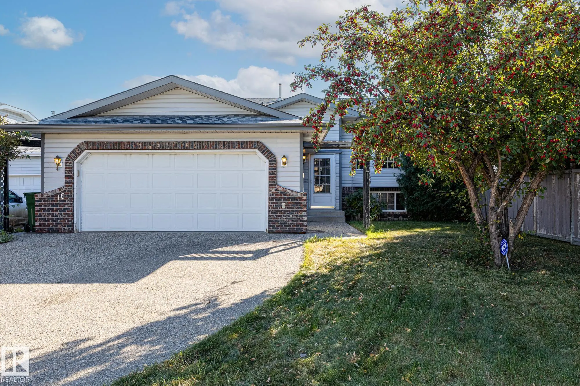 16 RIVERPOINTE