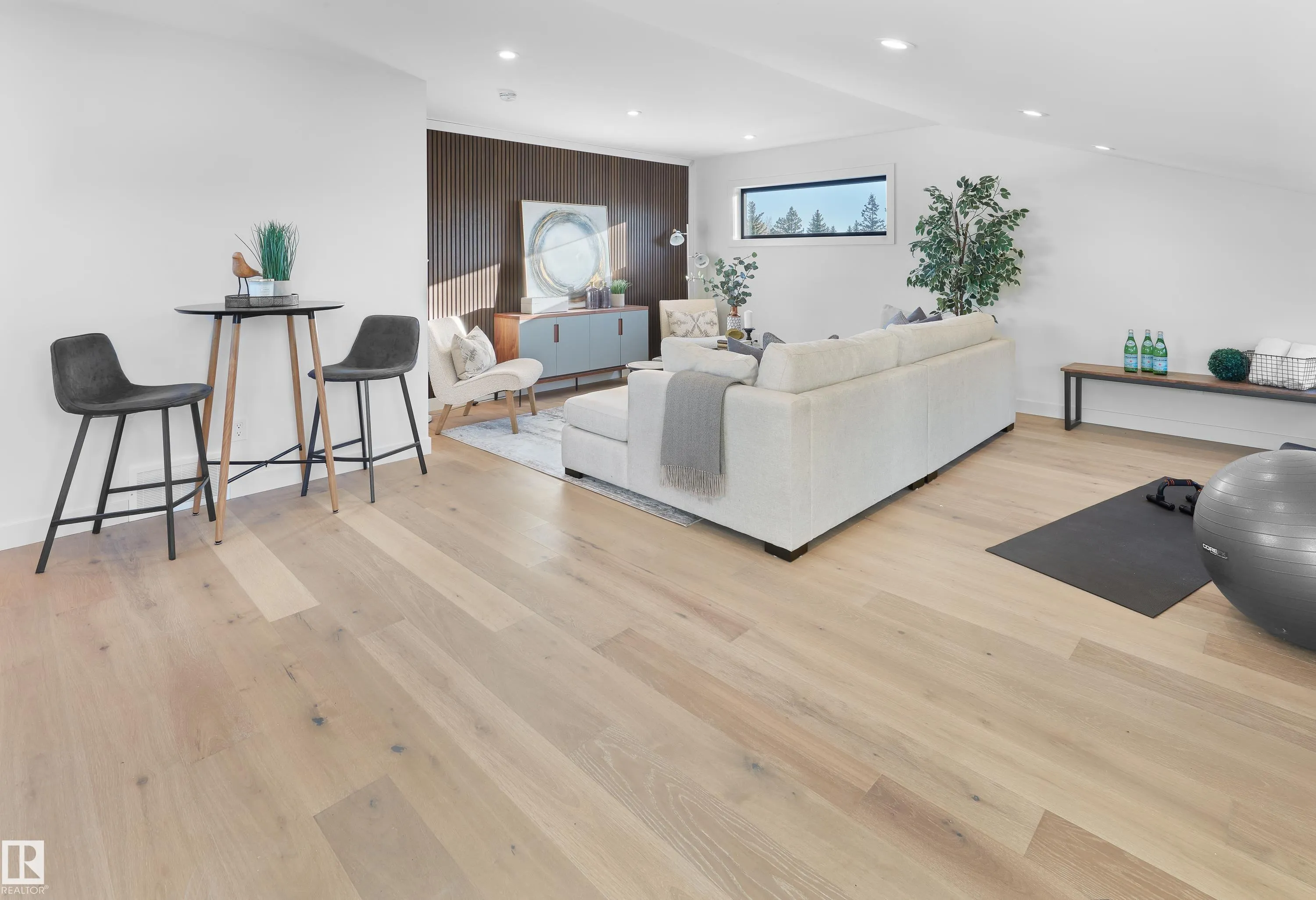 43 WESTRIDGE Road