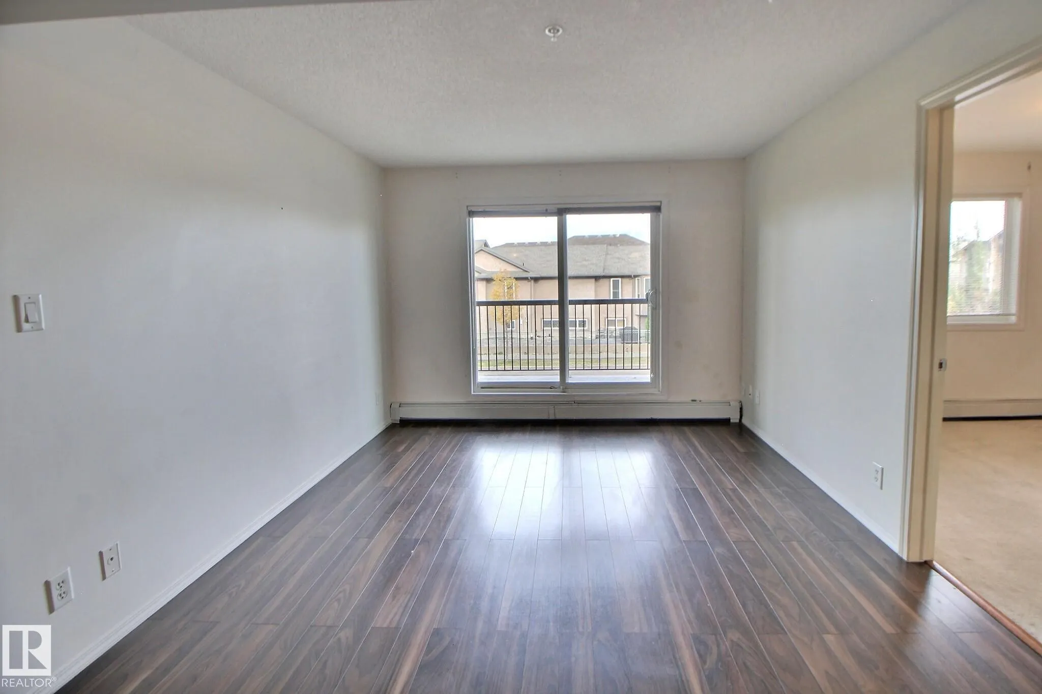 5951 165 Avenue