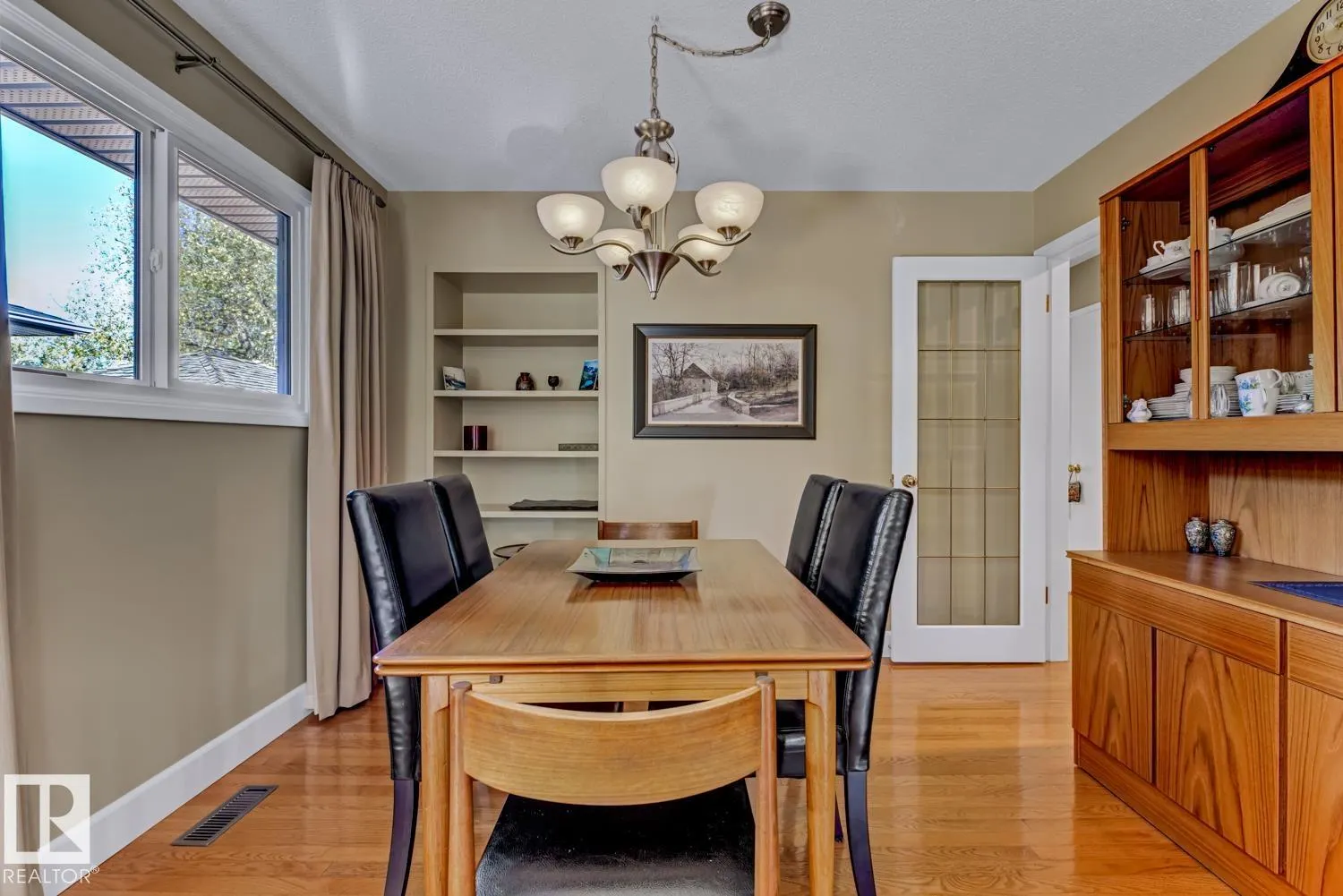 1015 PARKER Drive