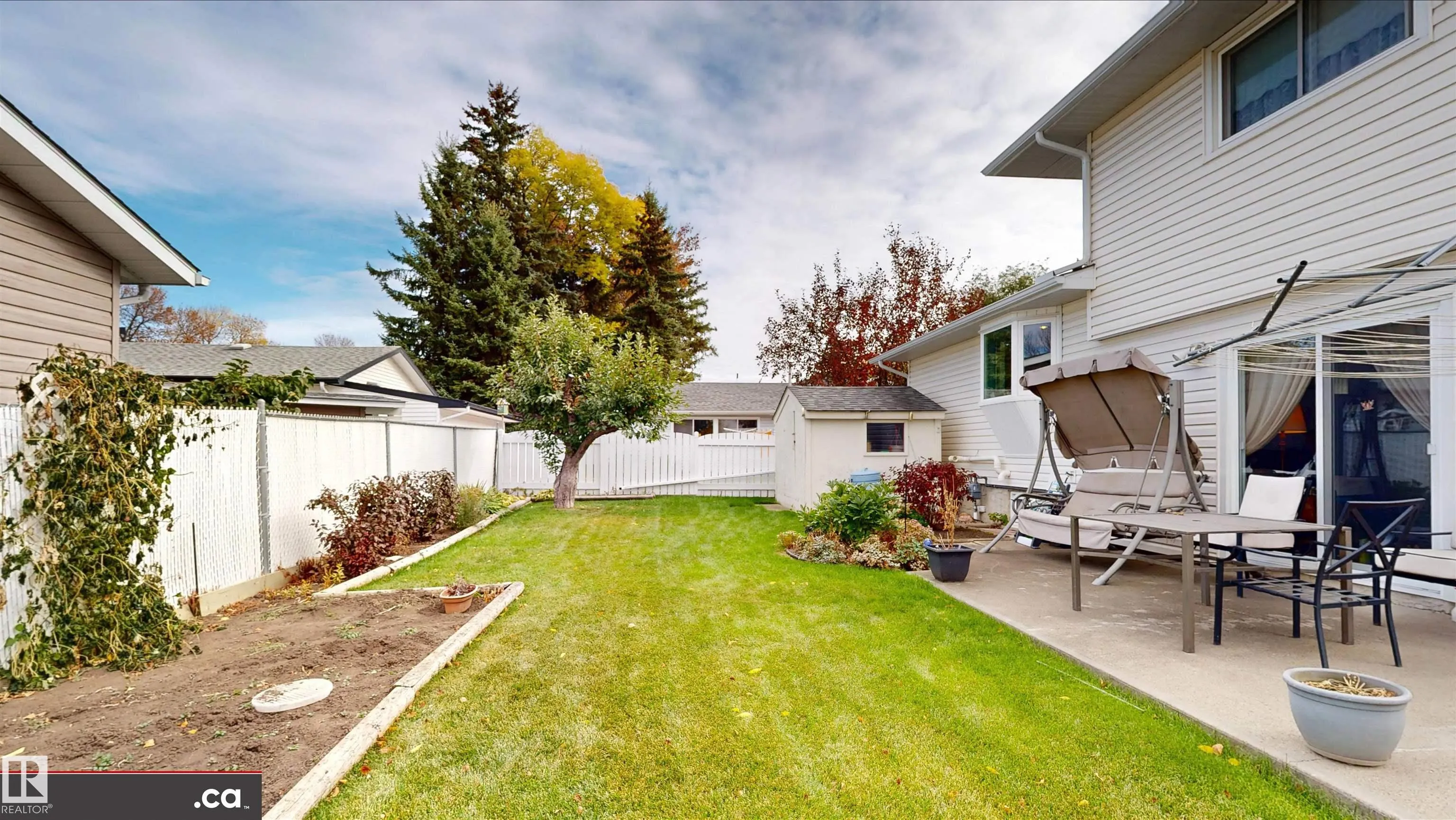 16 Gatewood Avenue