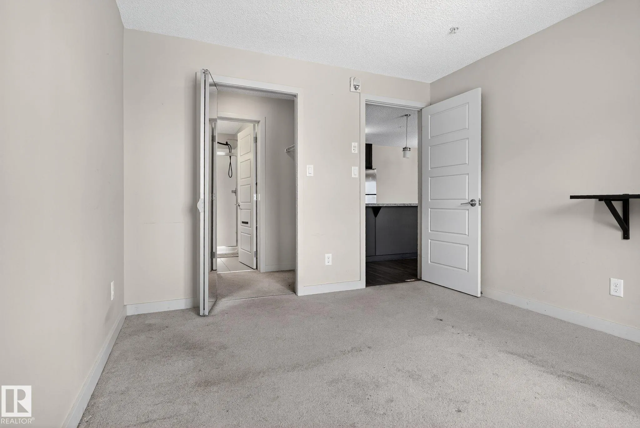 6084 STANTON Drive
