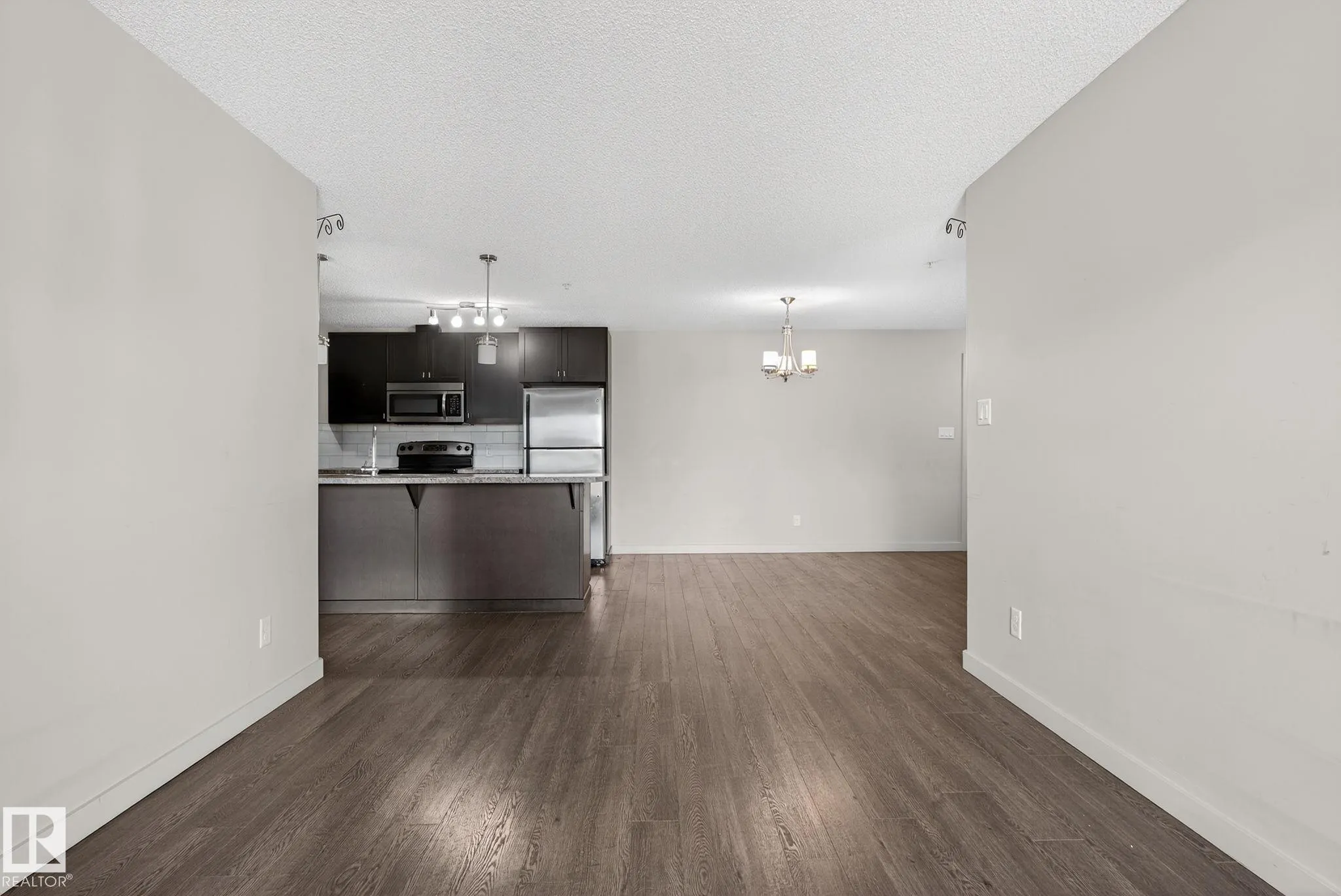 6084 STANTON Drive