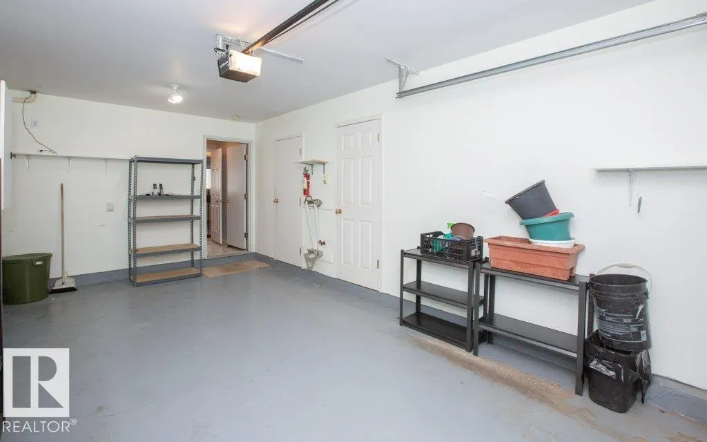11015 105 St