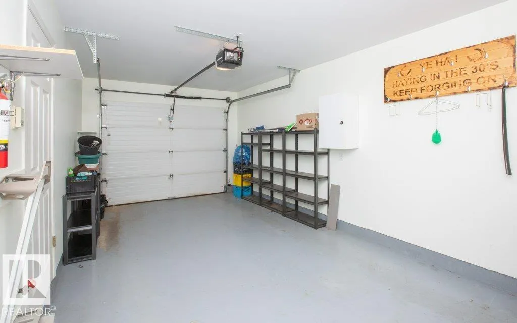 11015 105 St