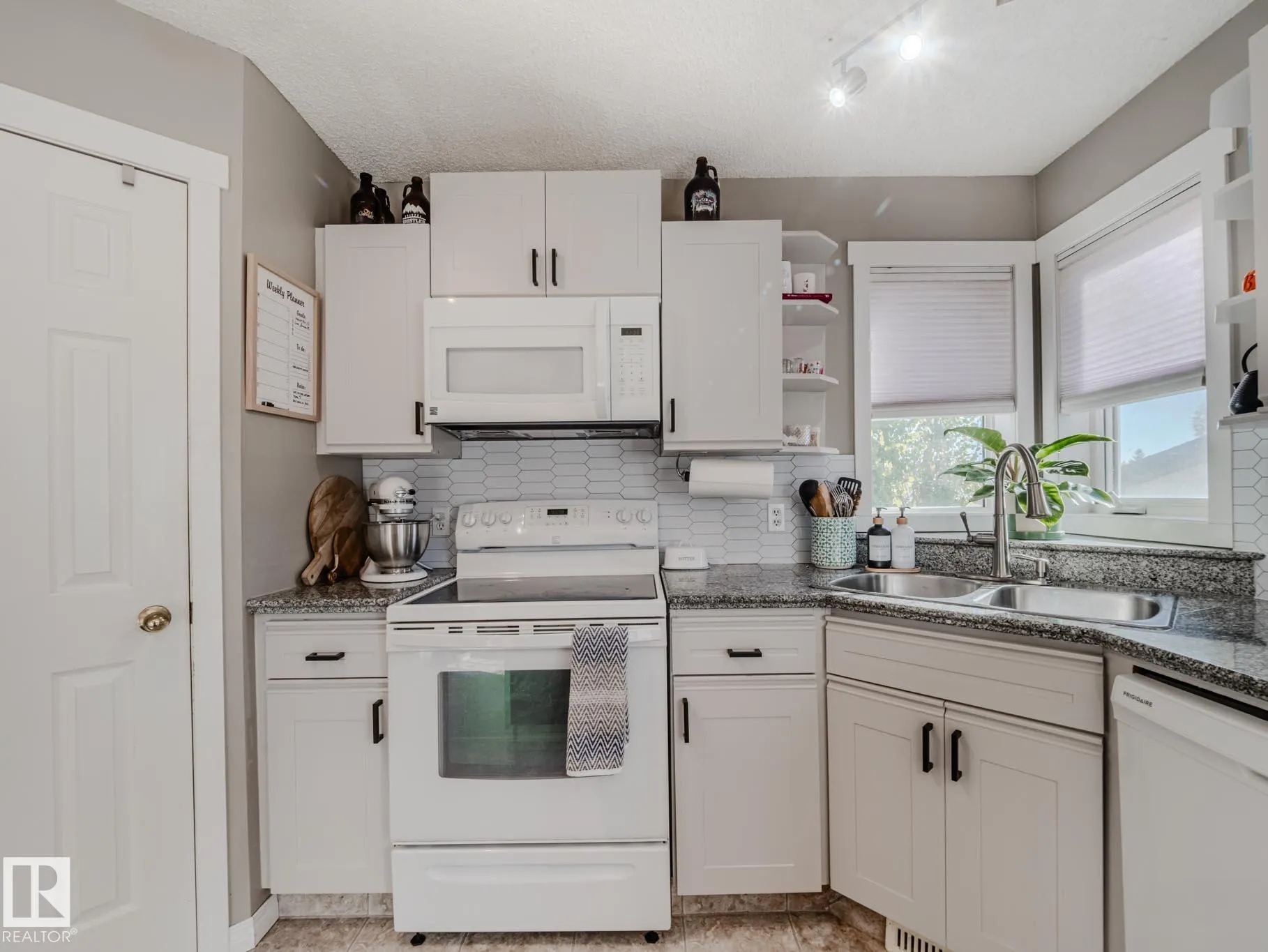 106 Heatherglen Crescent
