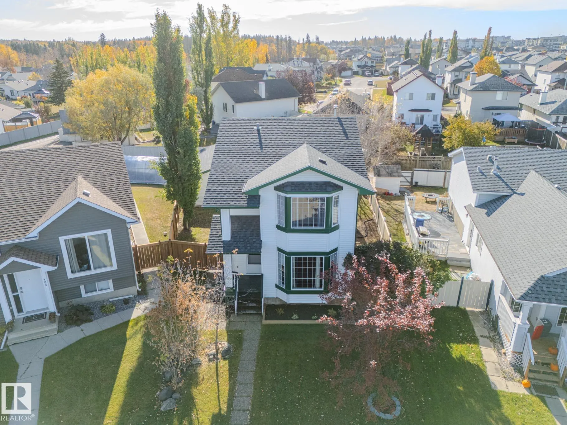 106 Heatherglen Crescent