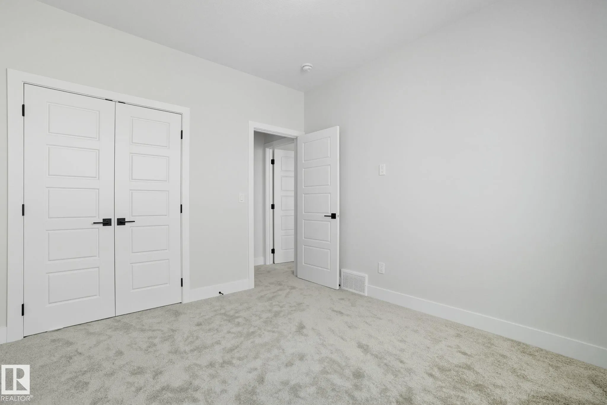 8105 GOURLAY Place