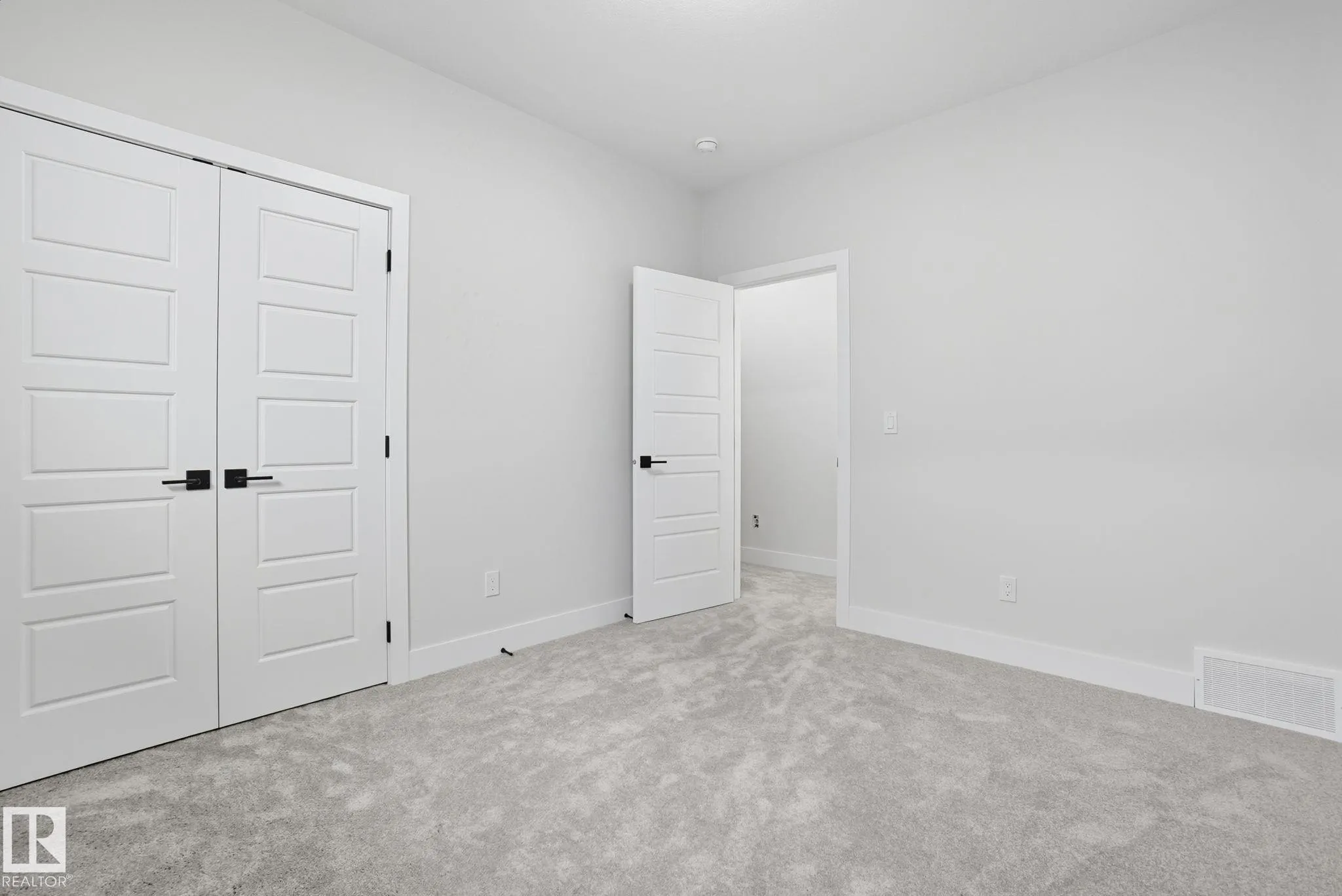 8105 GOURLAY Place