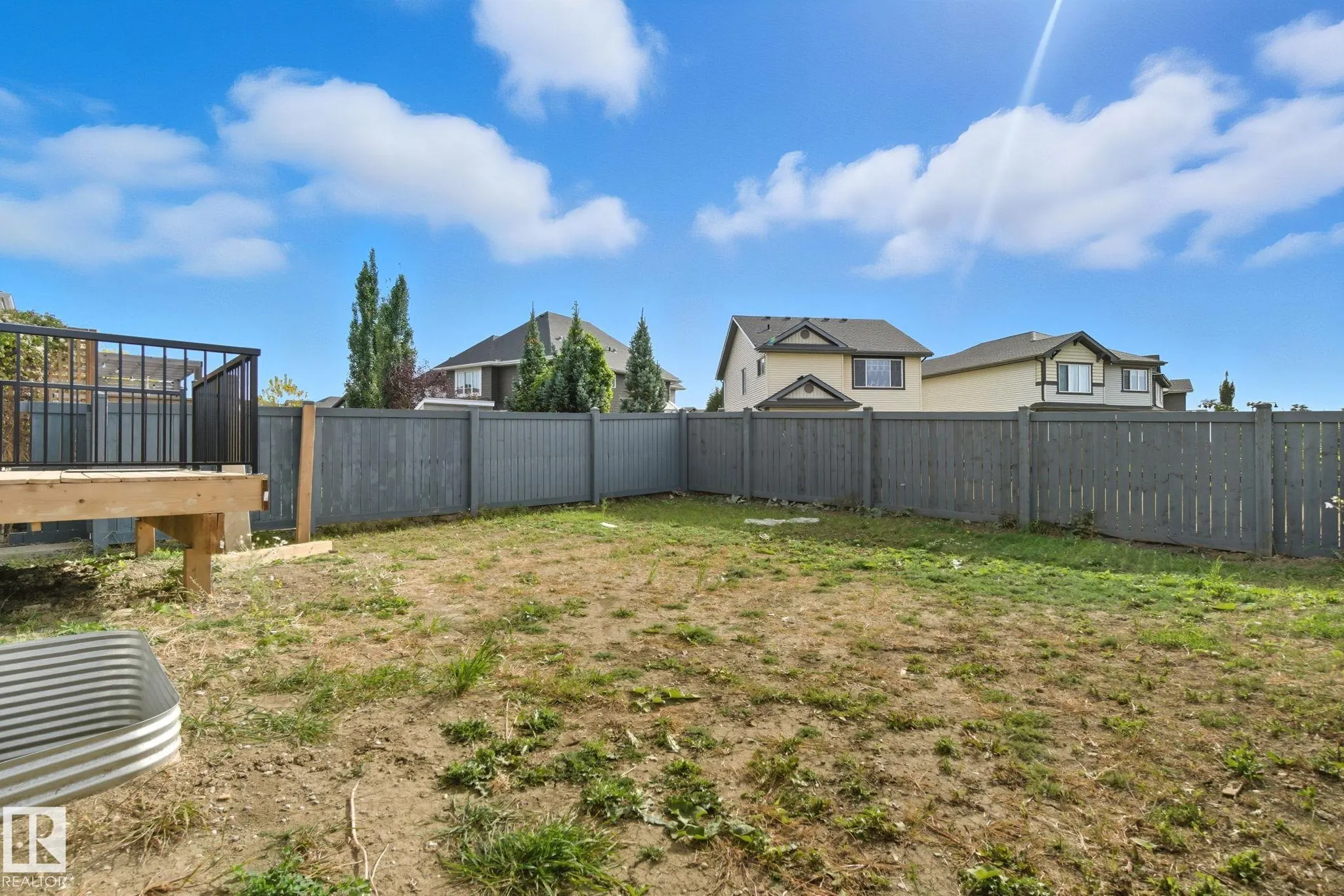 8105 GOURLAY Place