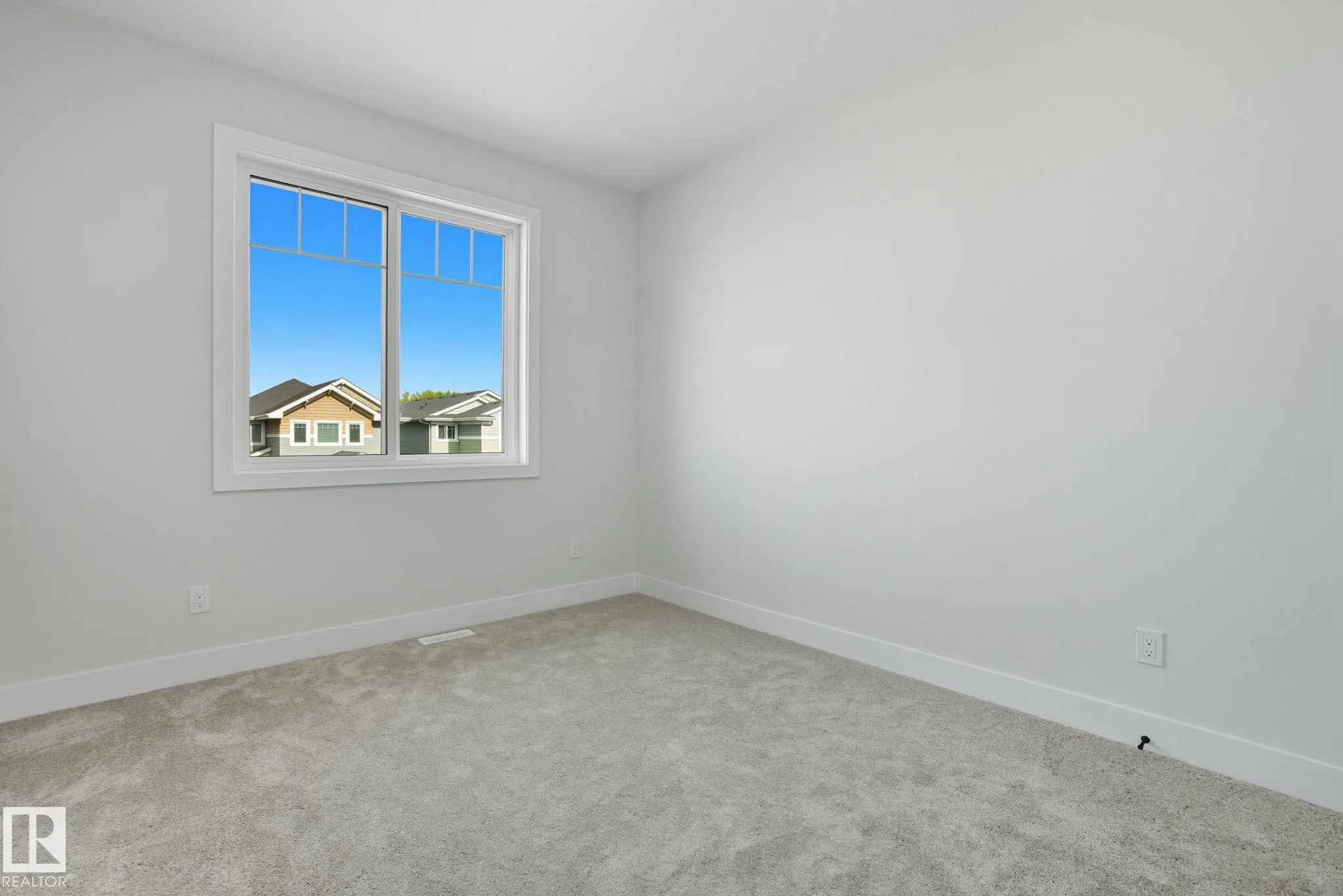 8105 GOURLAY Place