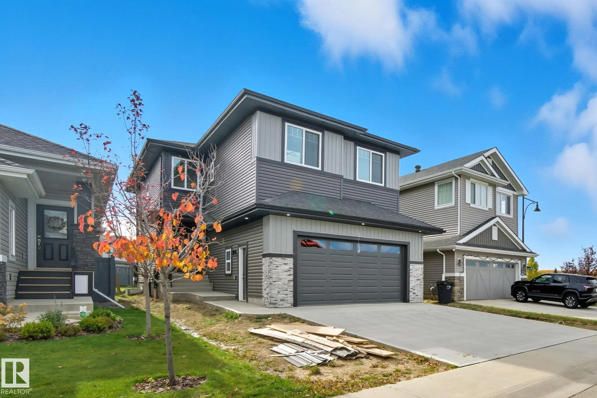 8105 GOURLAY Place