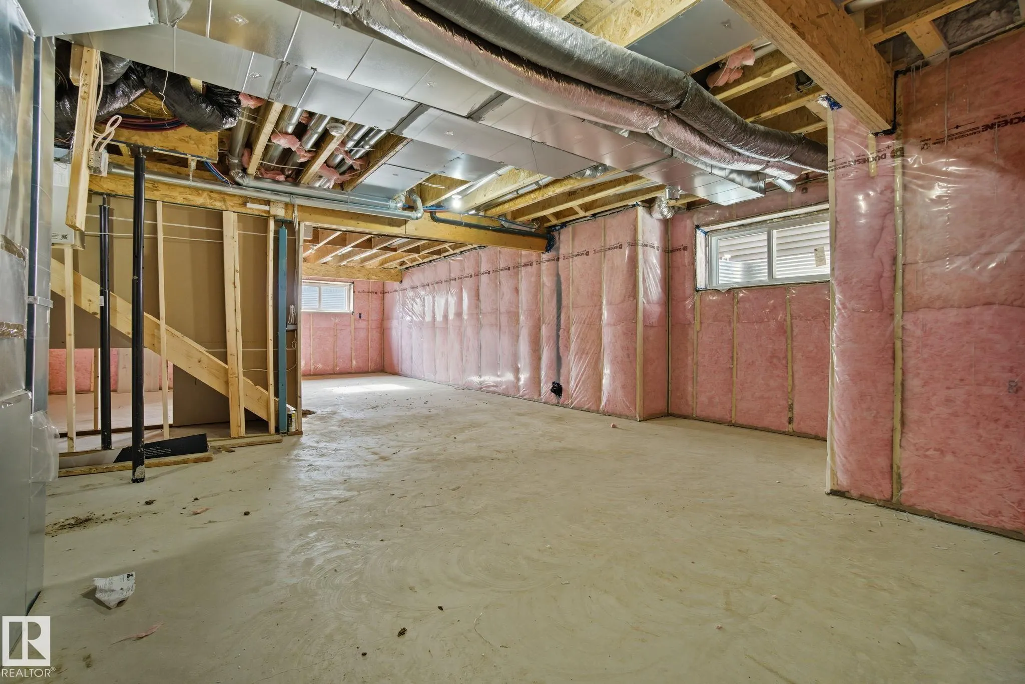 8105 GOURLAY Place