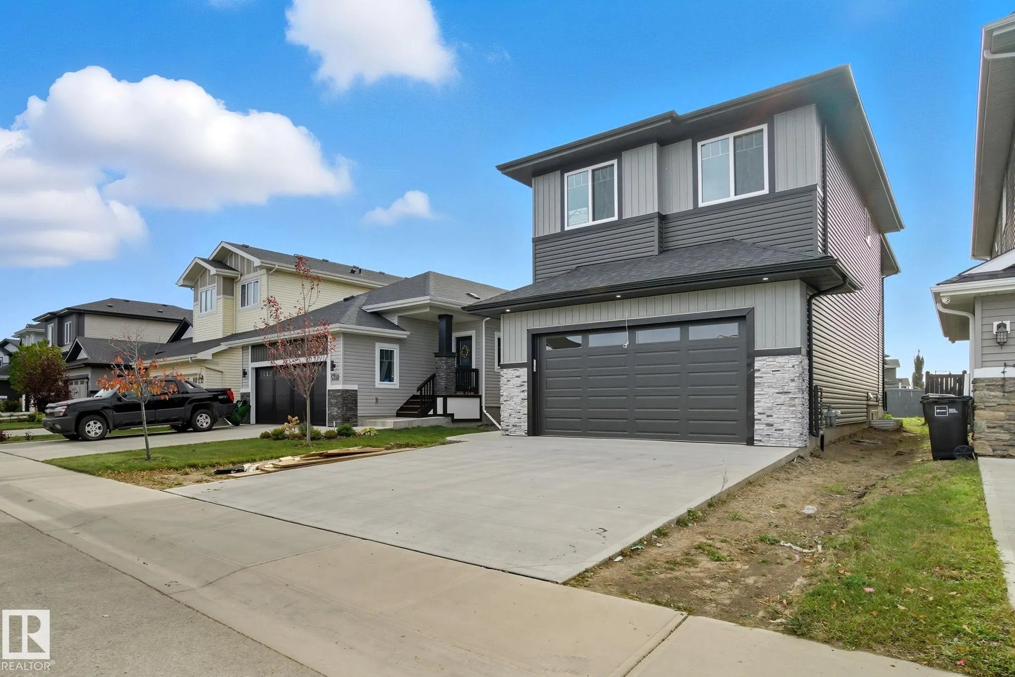 8105 GOURLAY Place