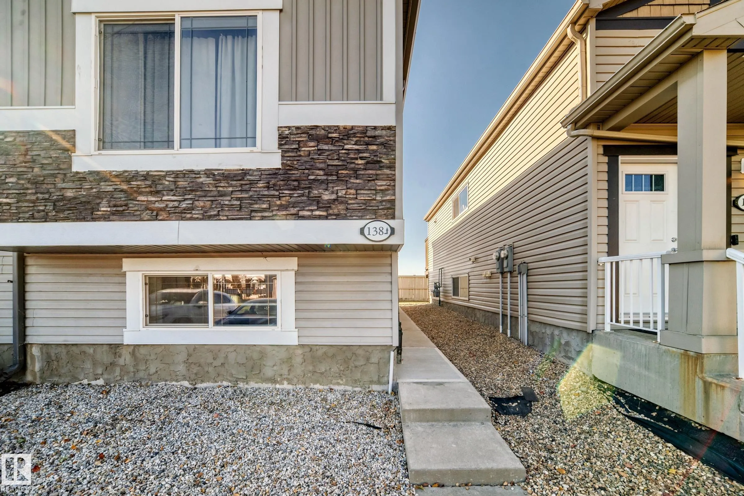 142 Selkirk Place