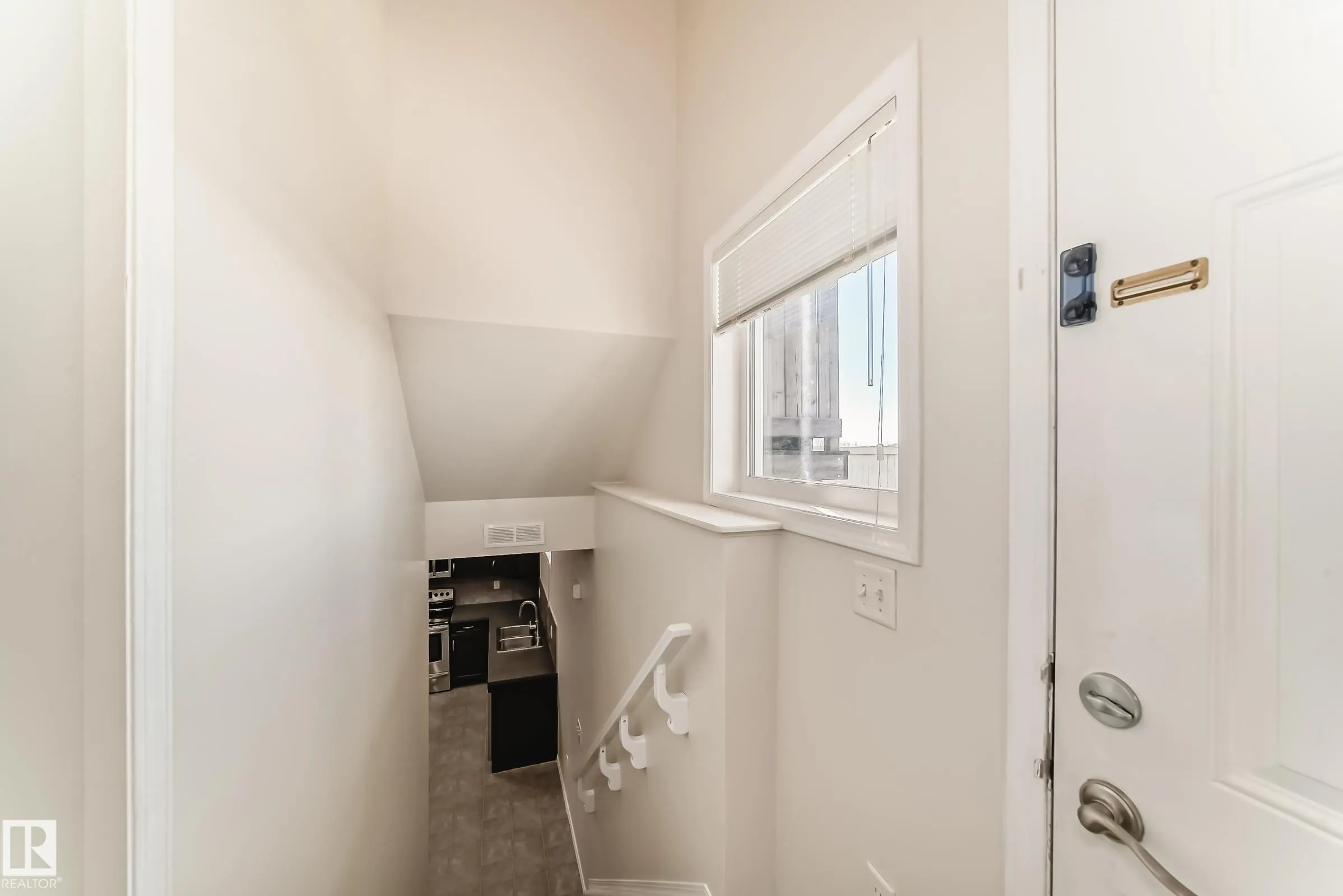 142 Selkirk Place