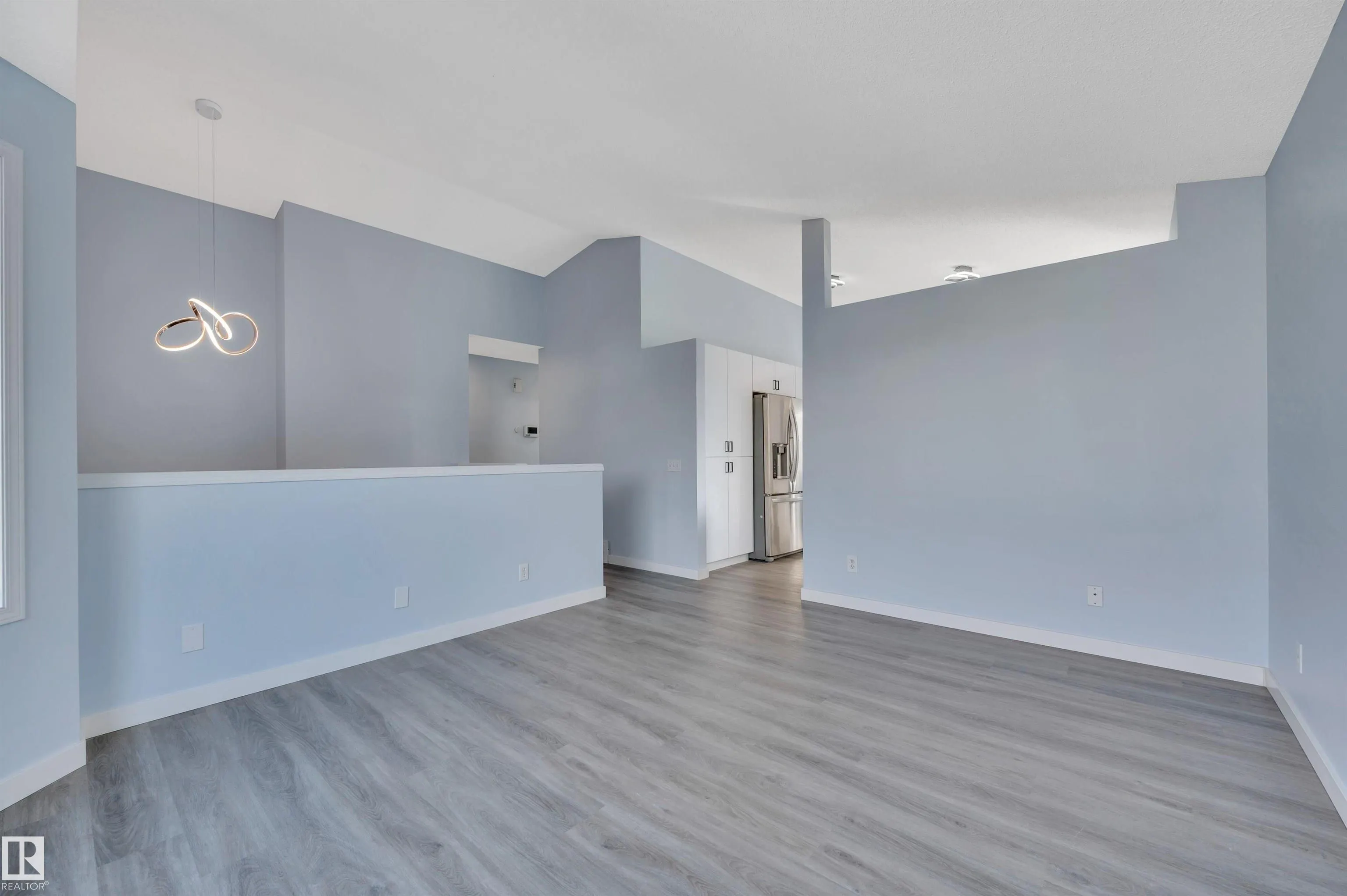 264 DUNVEGAN Road