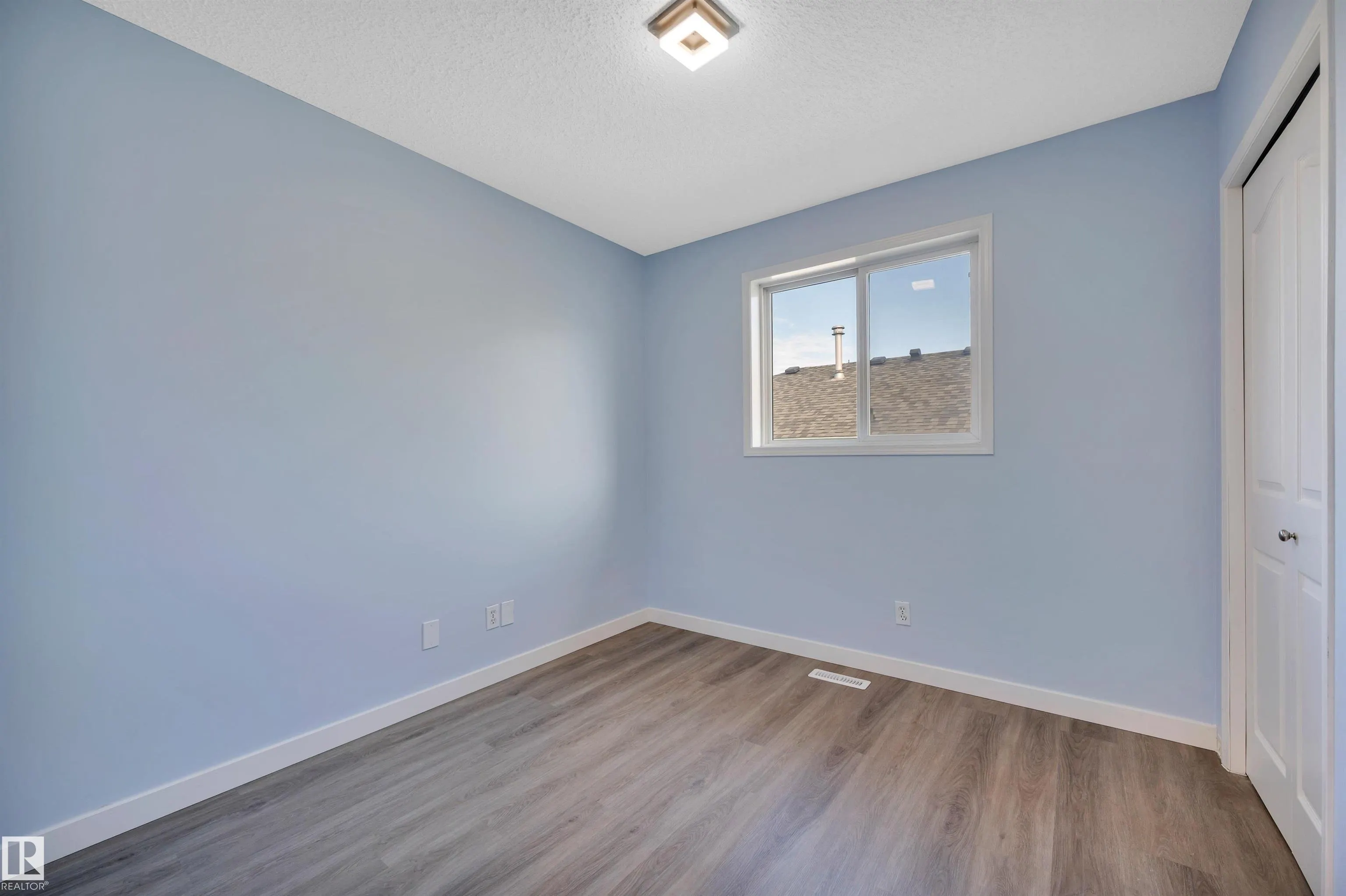264 DUNVEGAN Road