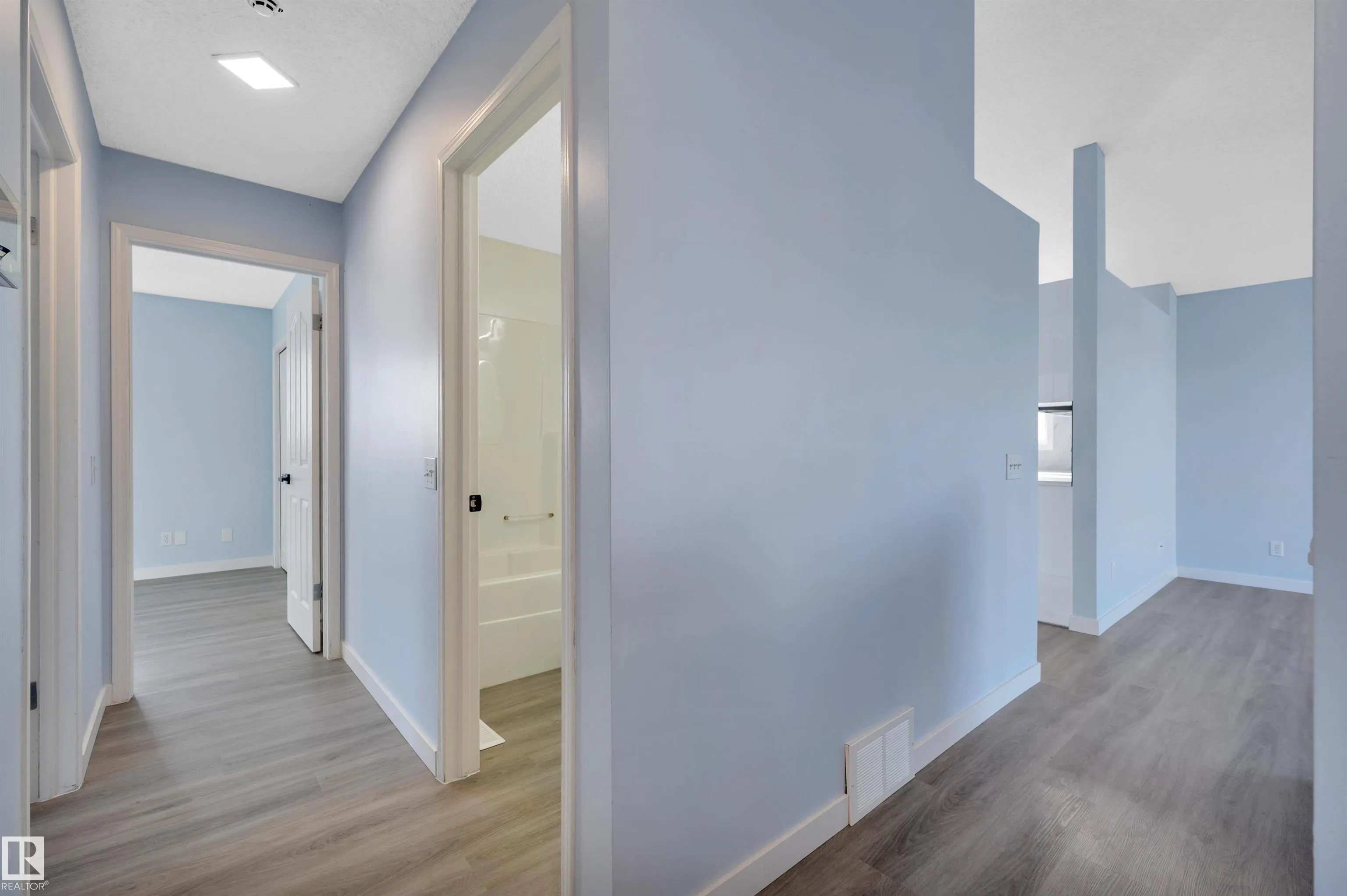 264 DUNVEGAN Road