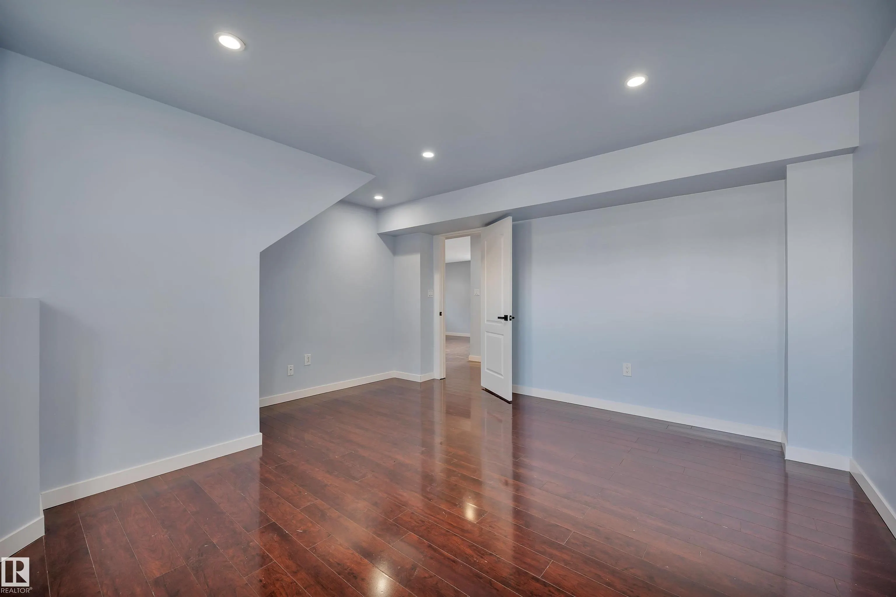 264 DUNVEGAN Road