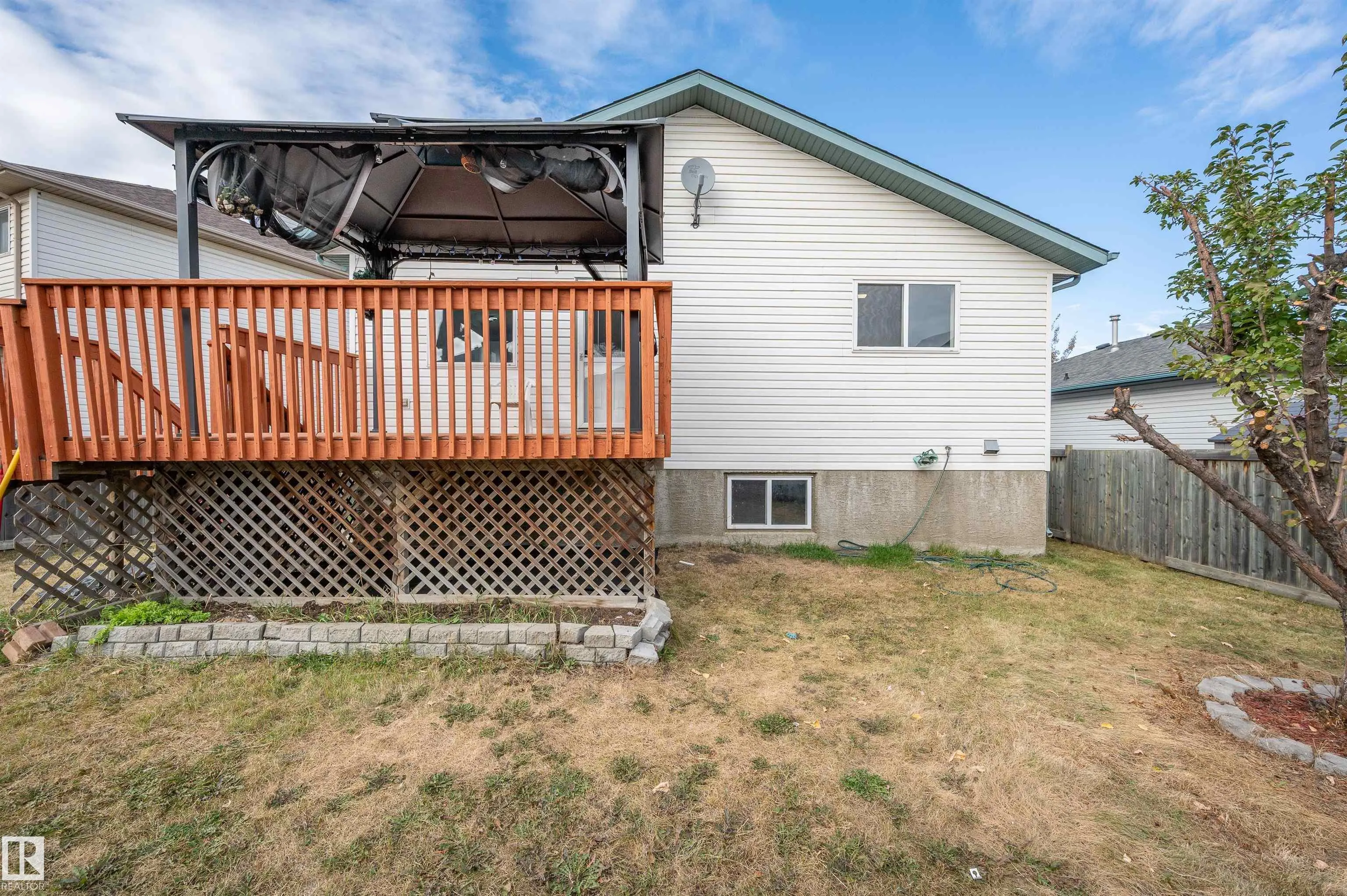 264 DUNVEGAN Road