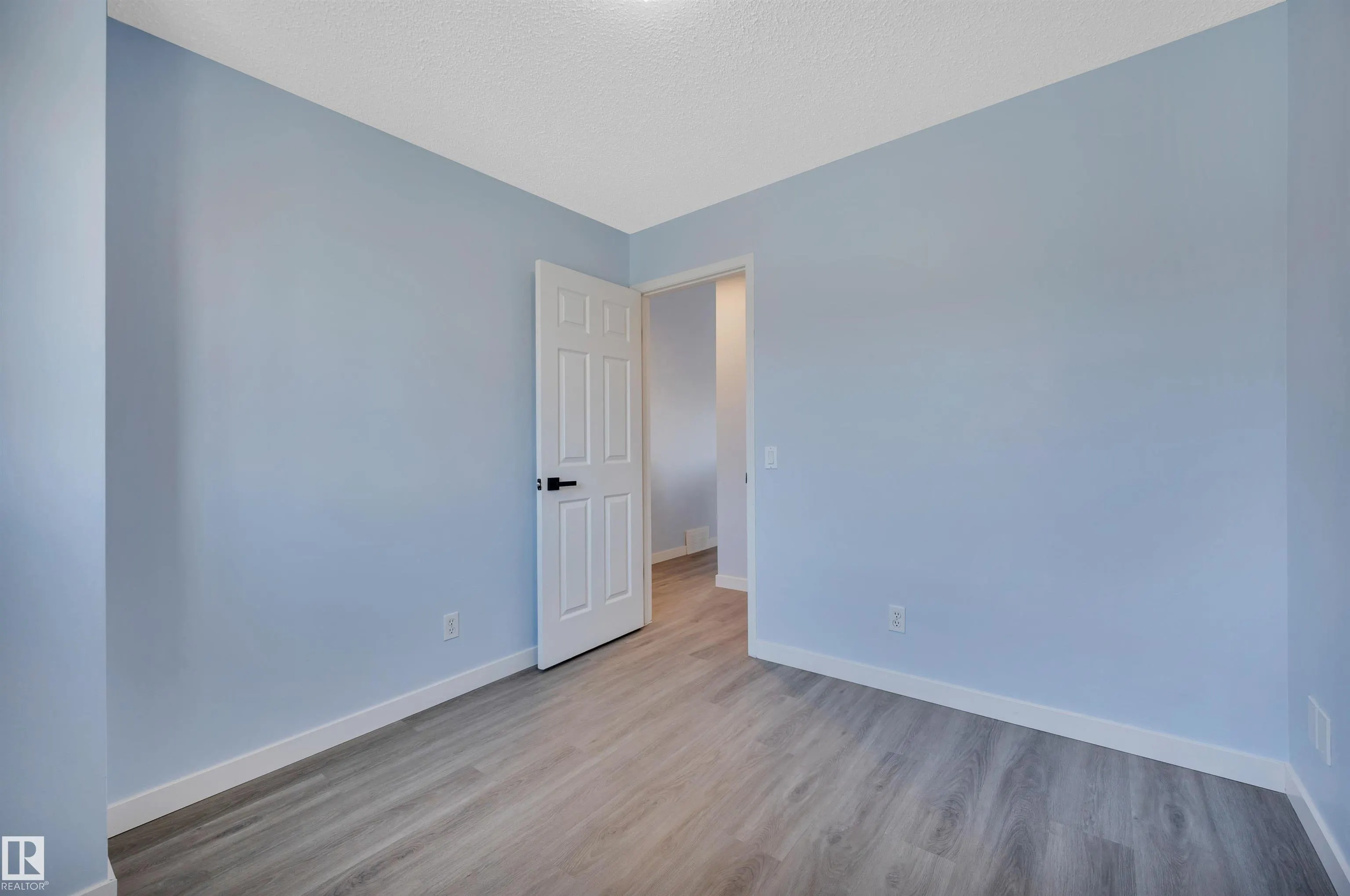 264 DUNVEGAN Road