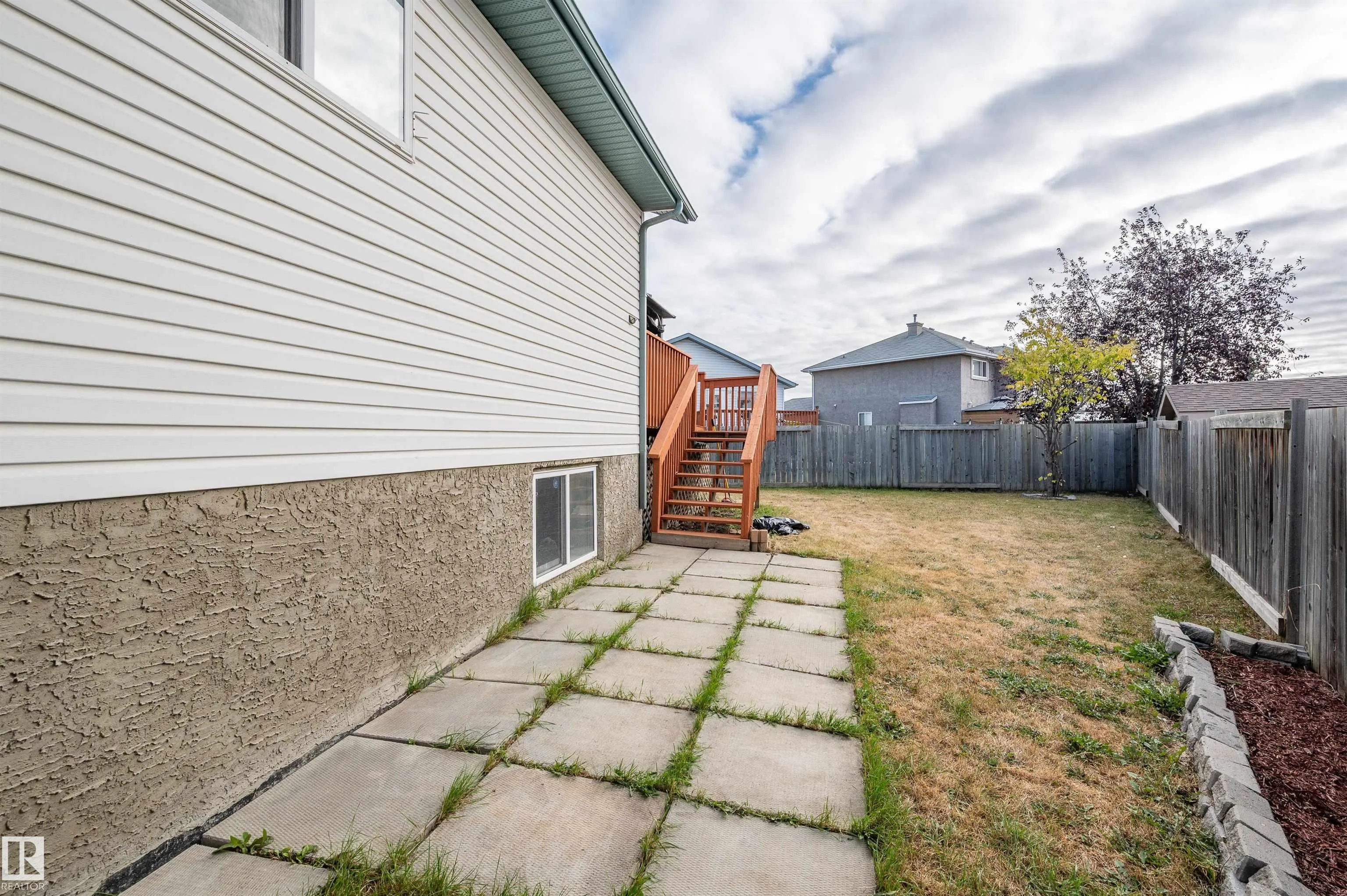 264 DUNVEGAN Road