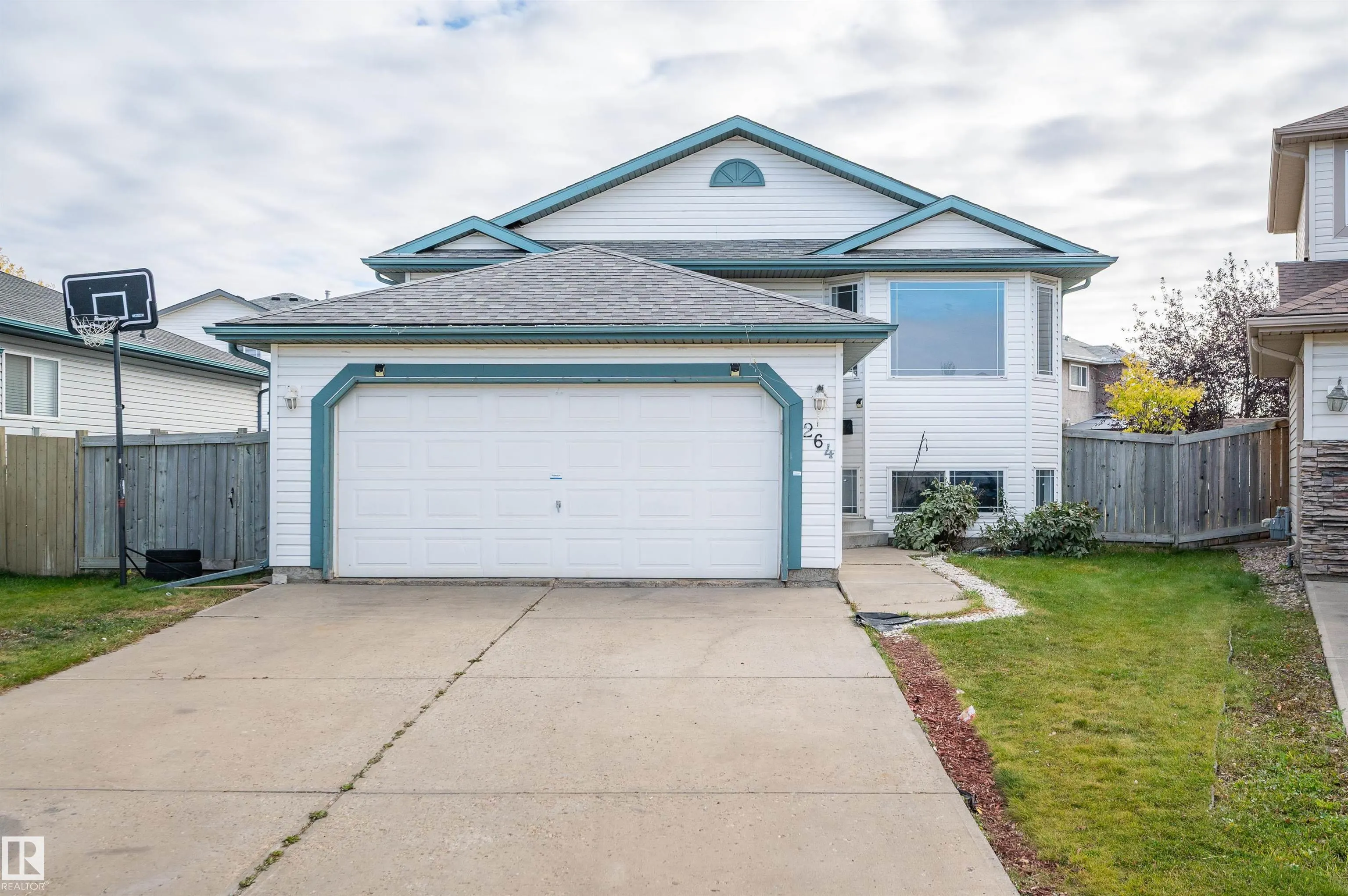 264 DUNVEGAN Road