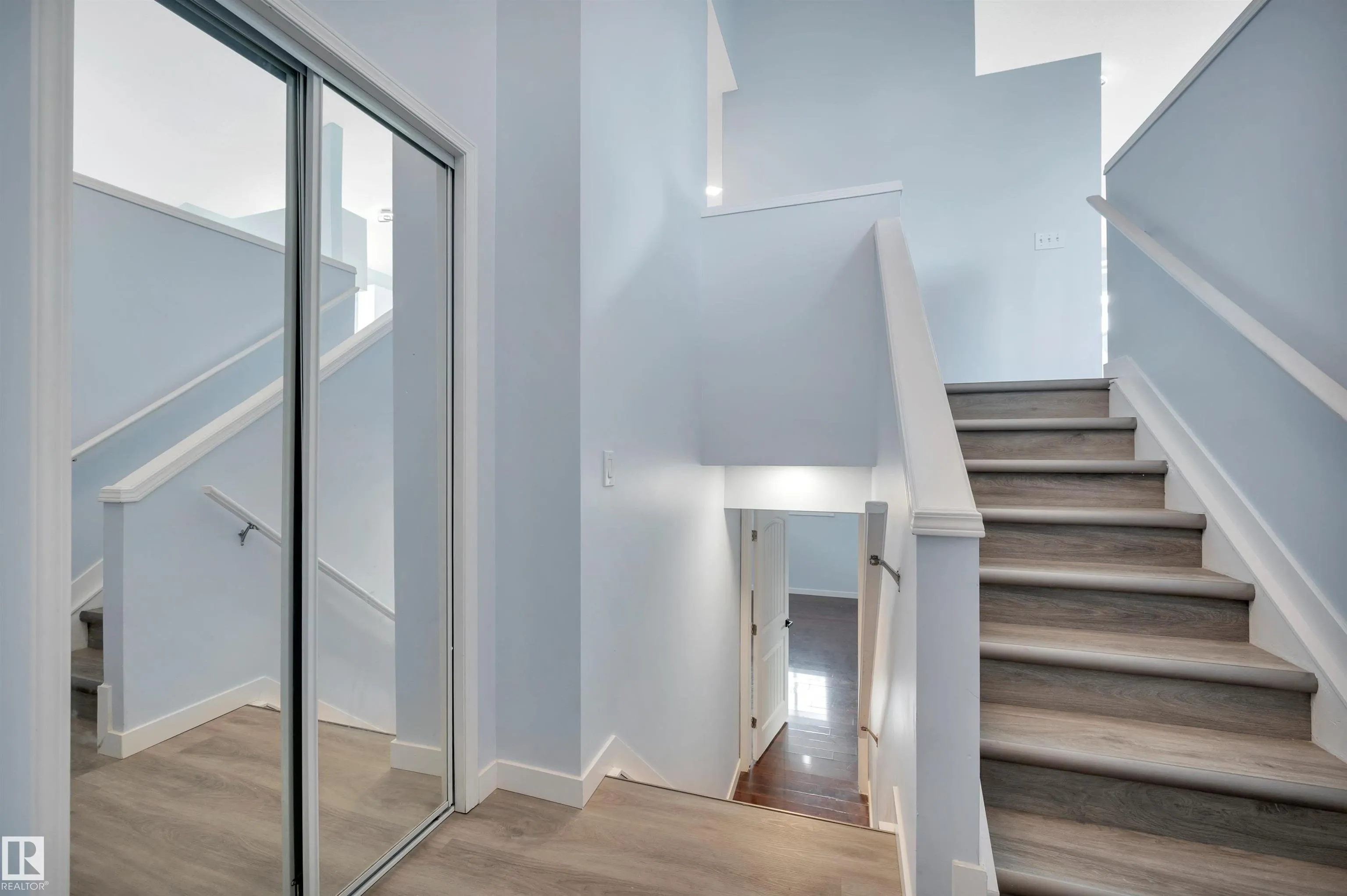 264 DUNVEGAN Road