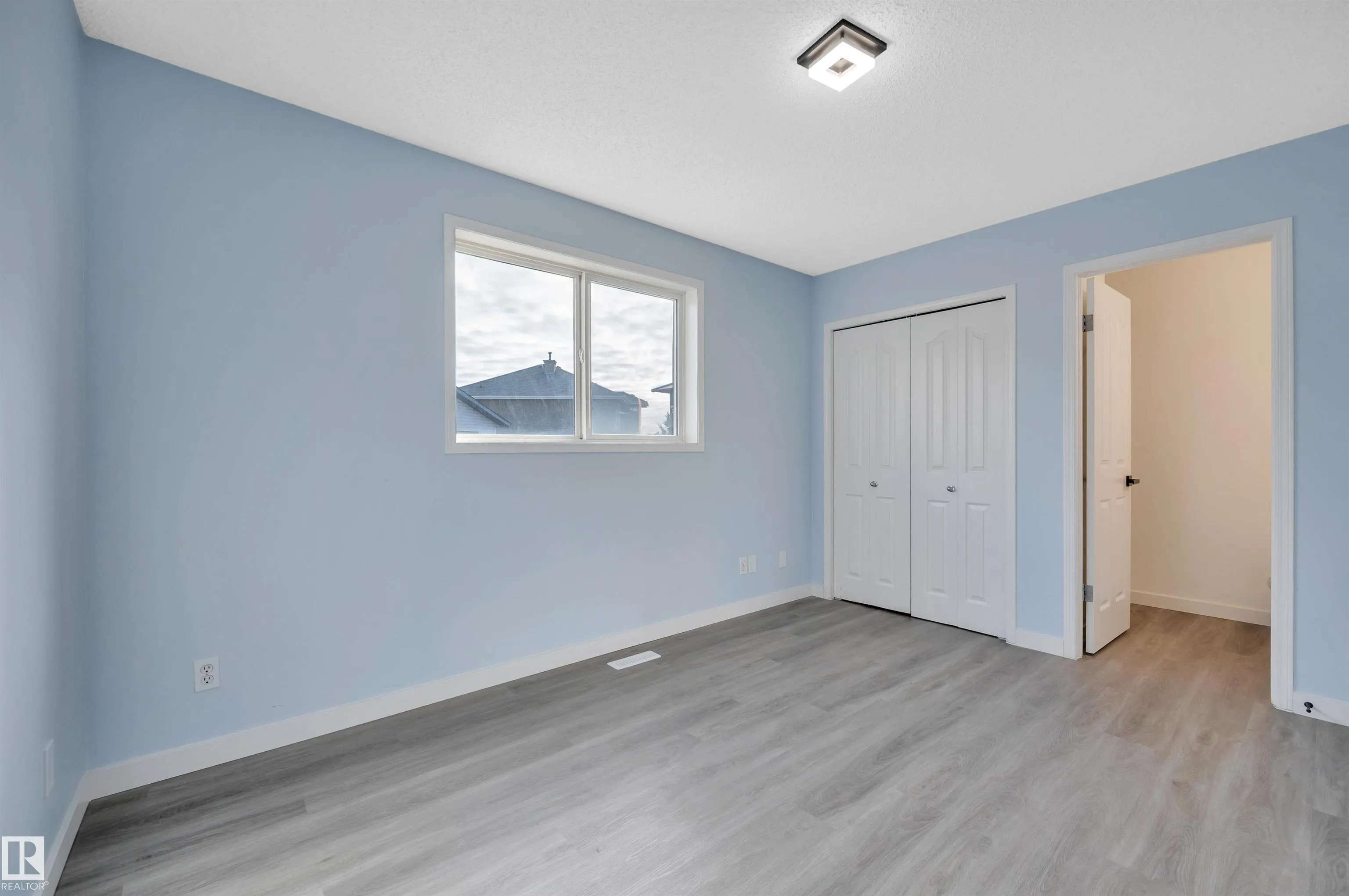 264 DUNVEGAN Road