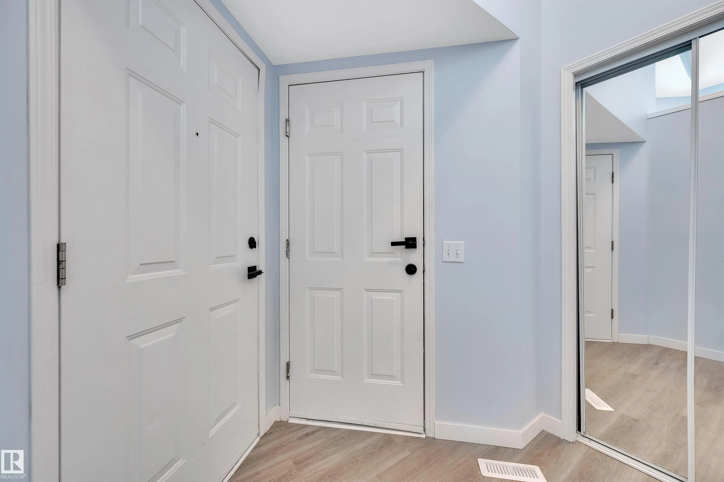 264 DUNVEGAN Road