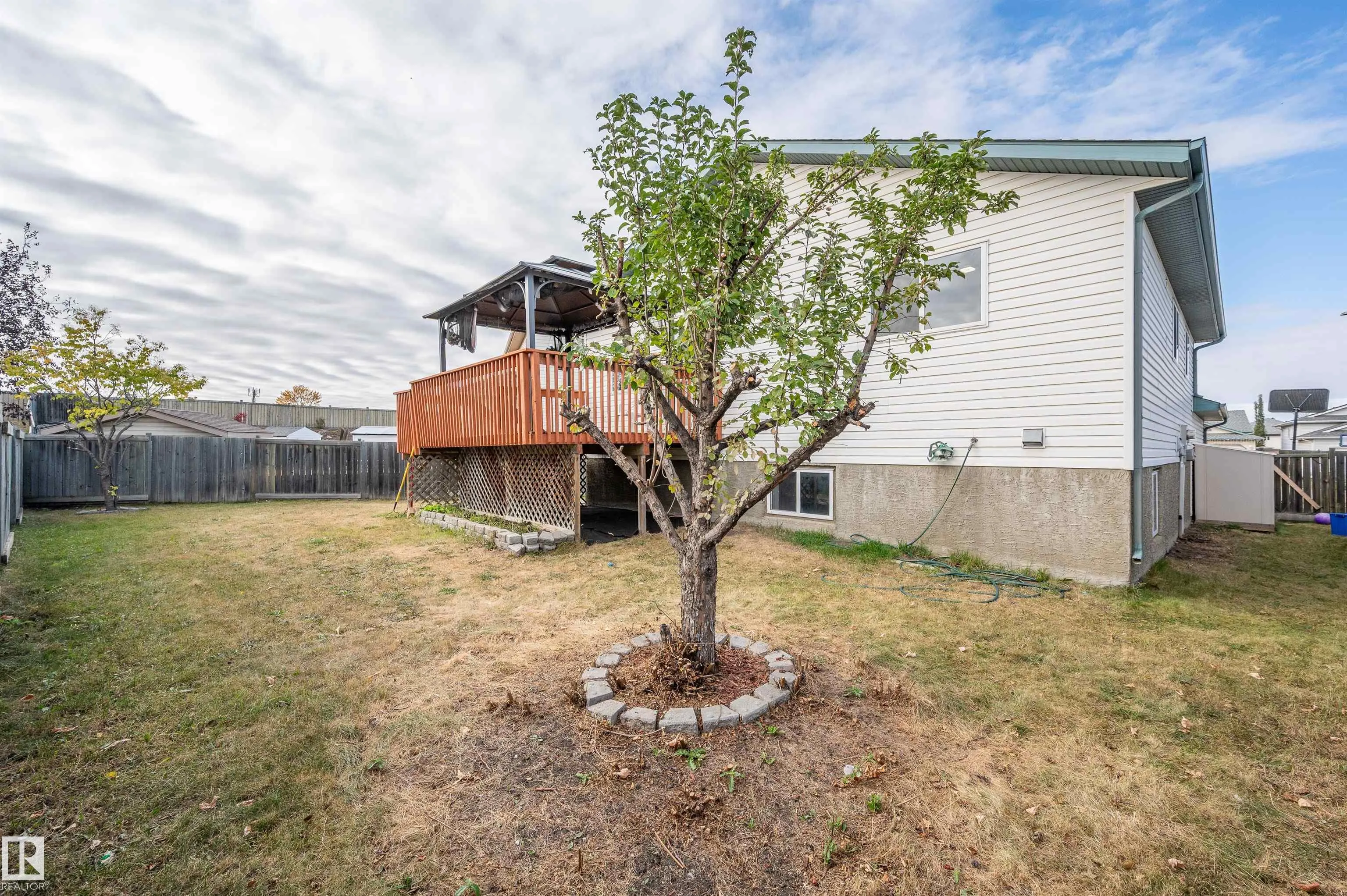 264 DUNVEGAN Road