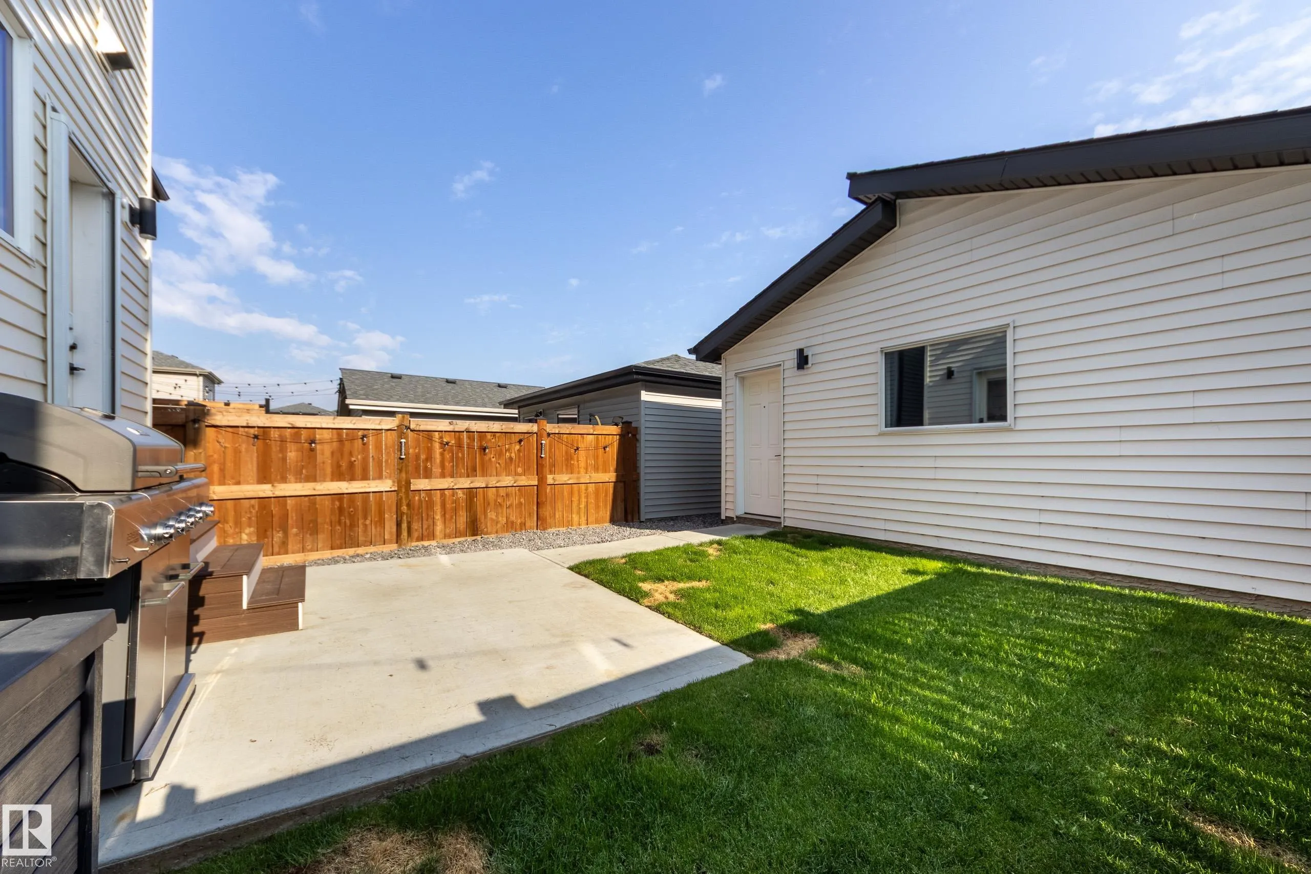 205 CALEDONIA Drive