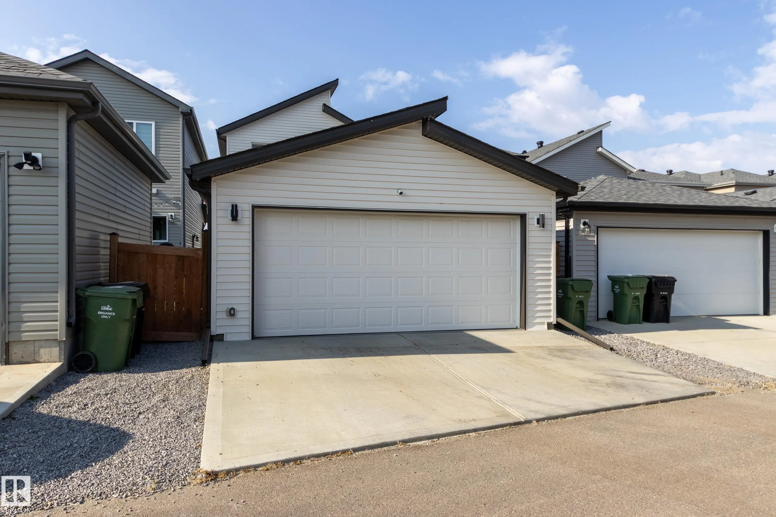 205 CALEDONIA Drive
